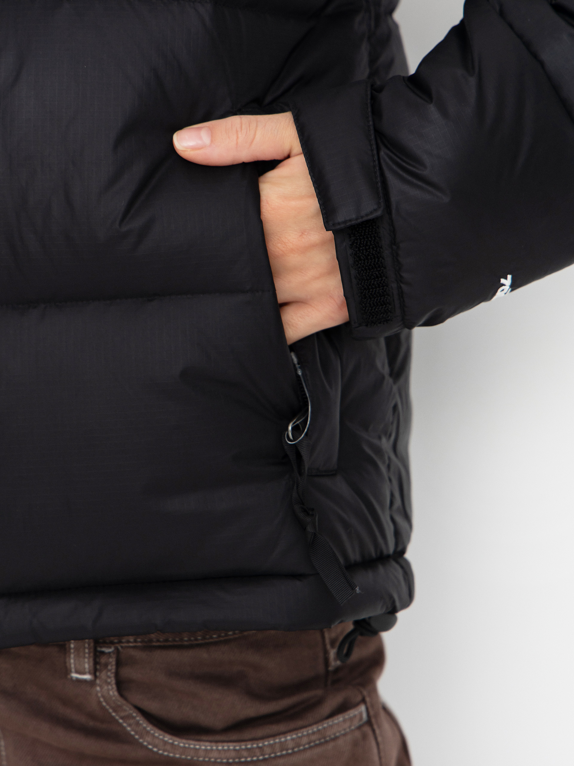 The North Face 1996 Retro Nuptse Wmn Dzseki (tnf black/r)