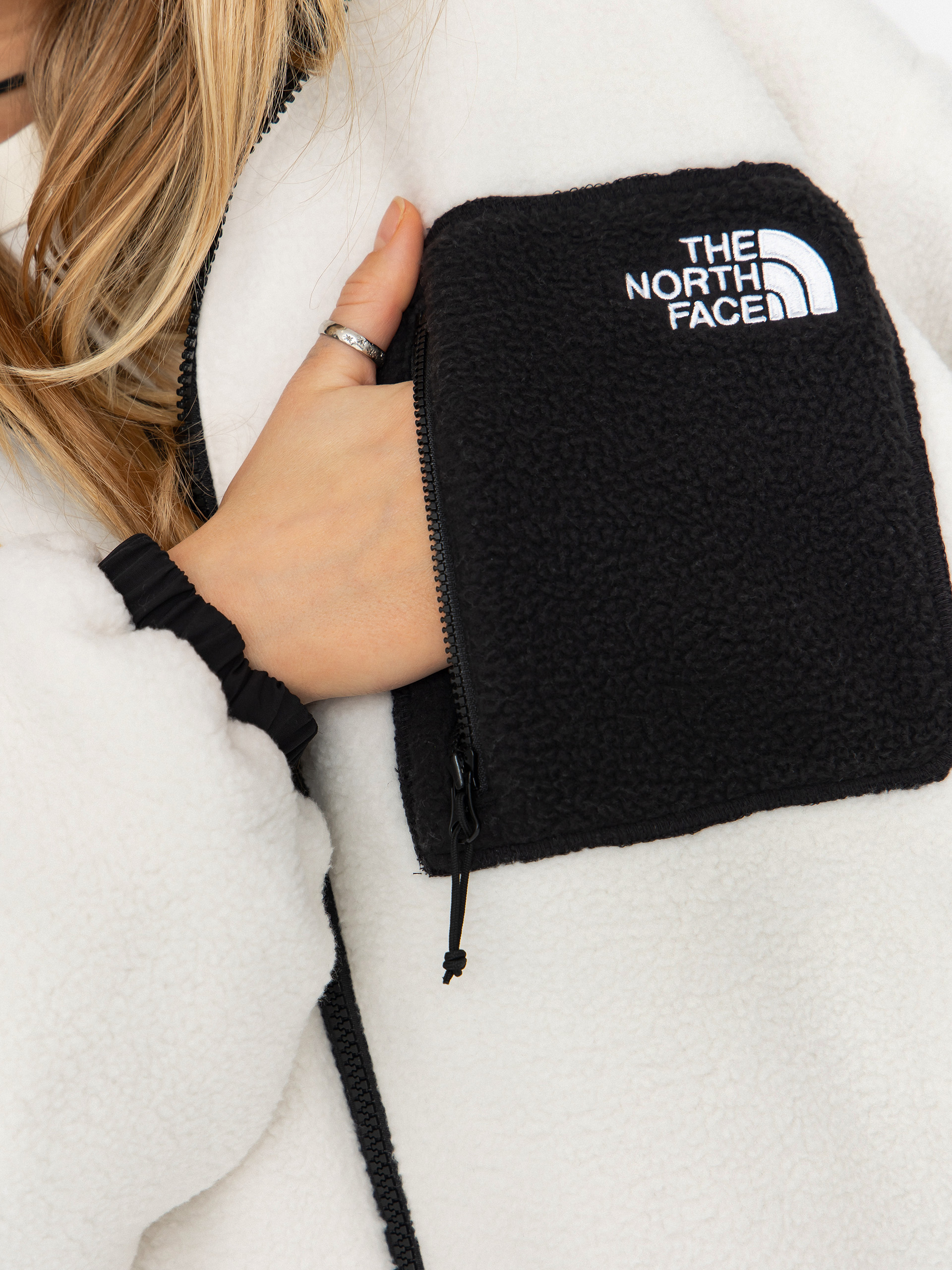 The North Face Yumiori Reversible Dzseki (tnf black/white dune)