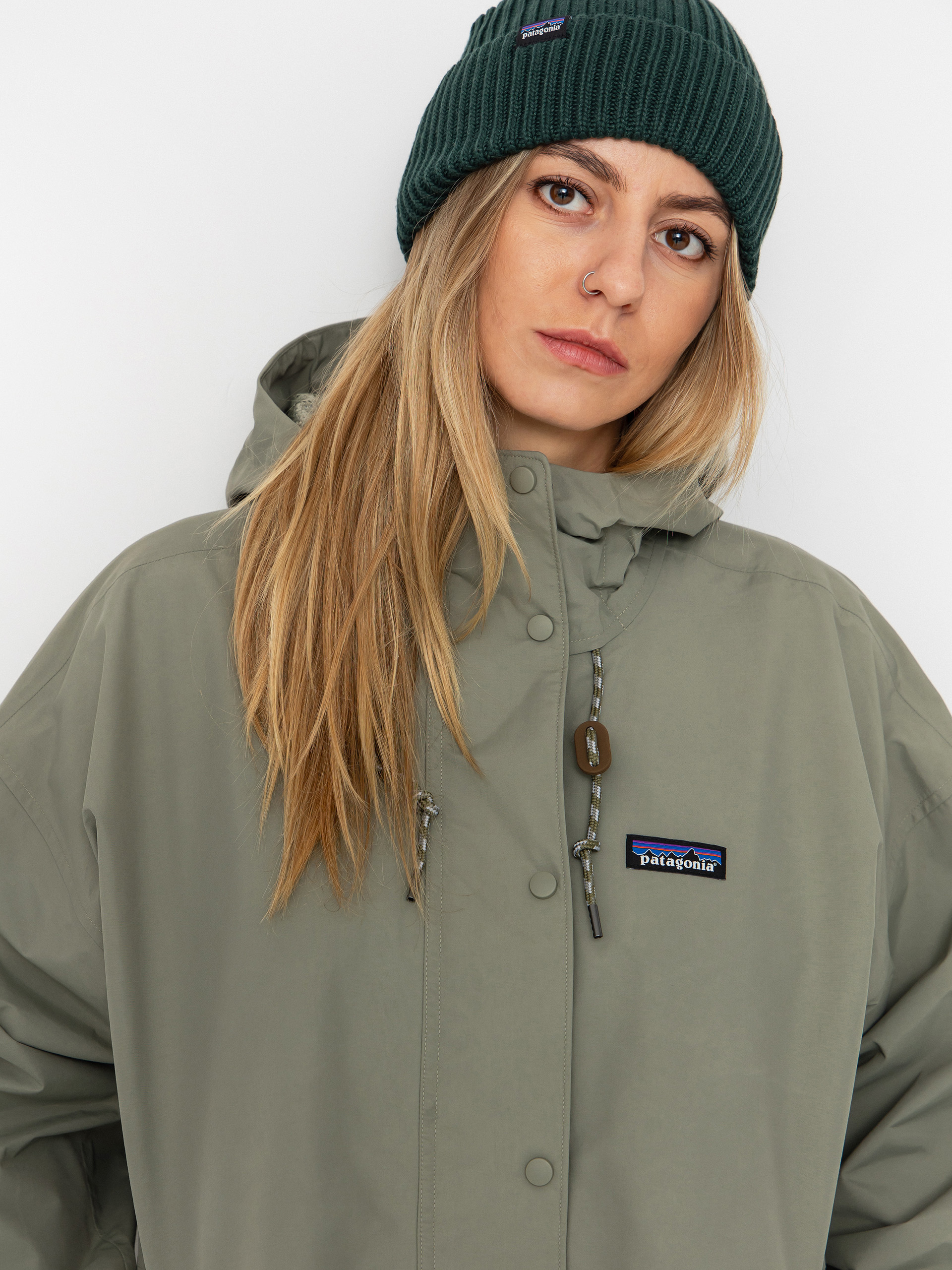 Patagonia Outdoor Everyday Rain Wmn Dzseki (river rock green)