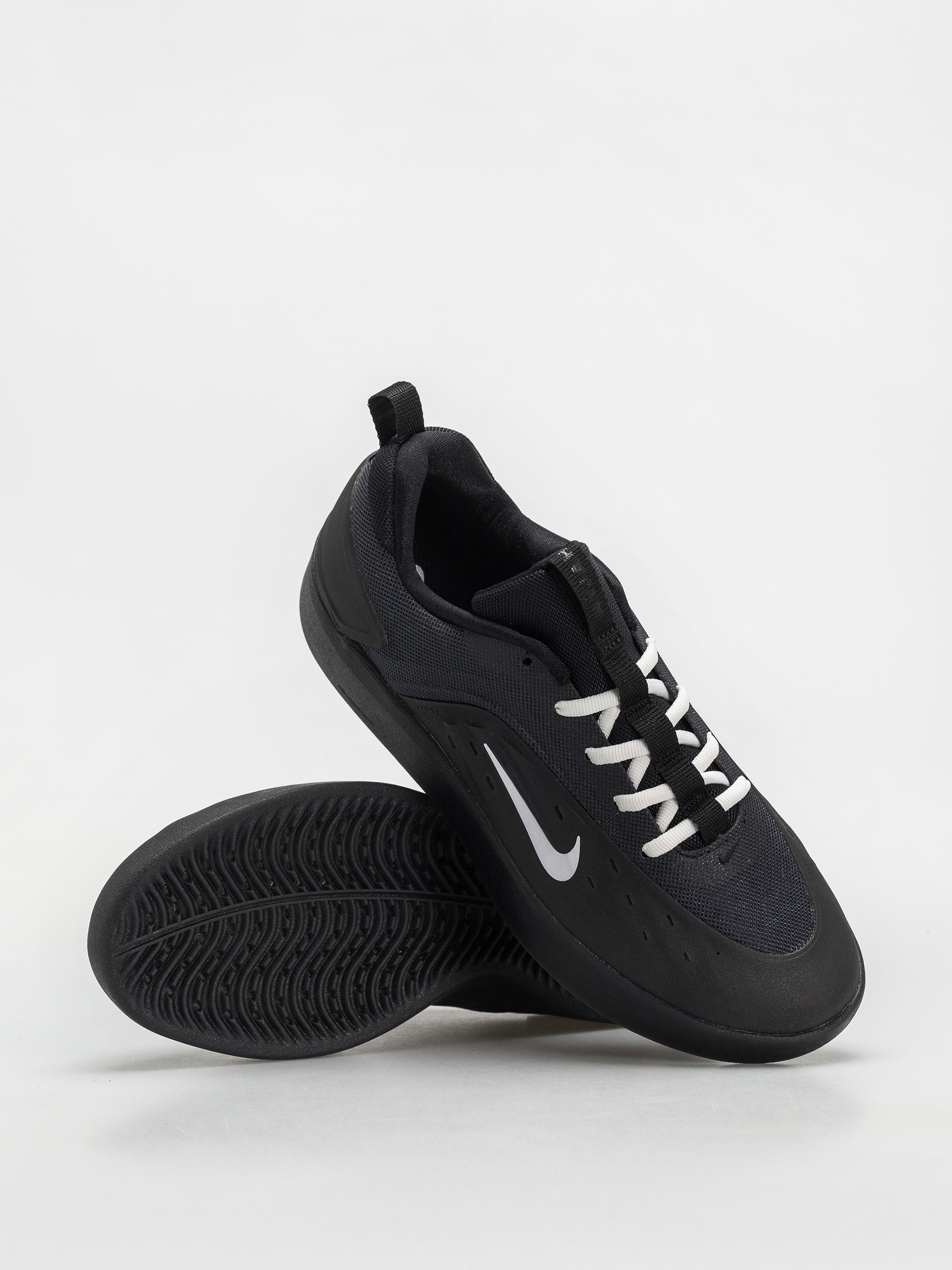 Cipők Nike SB Zoom Nyjah 4 (black/white black white)