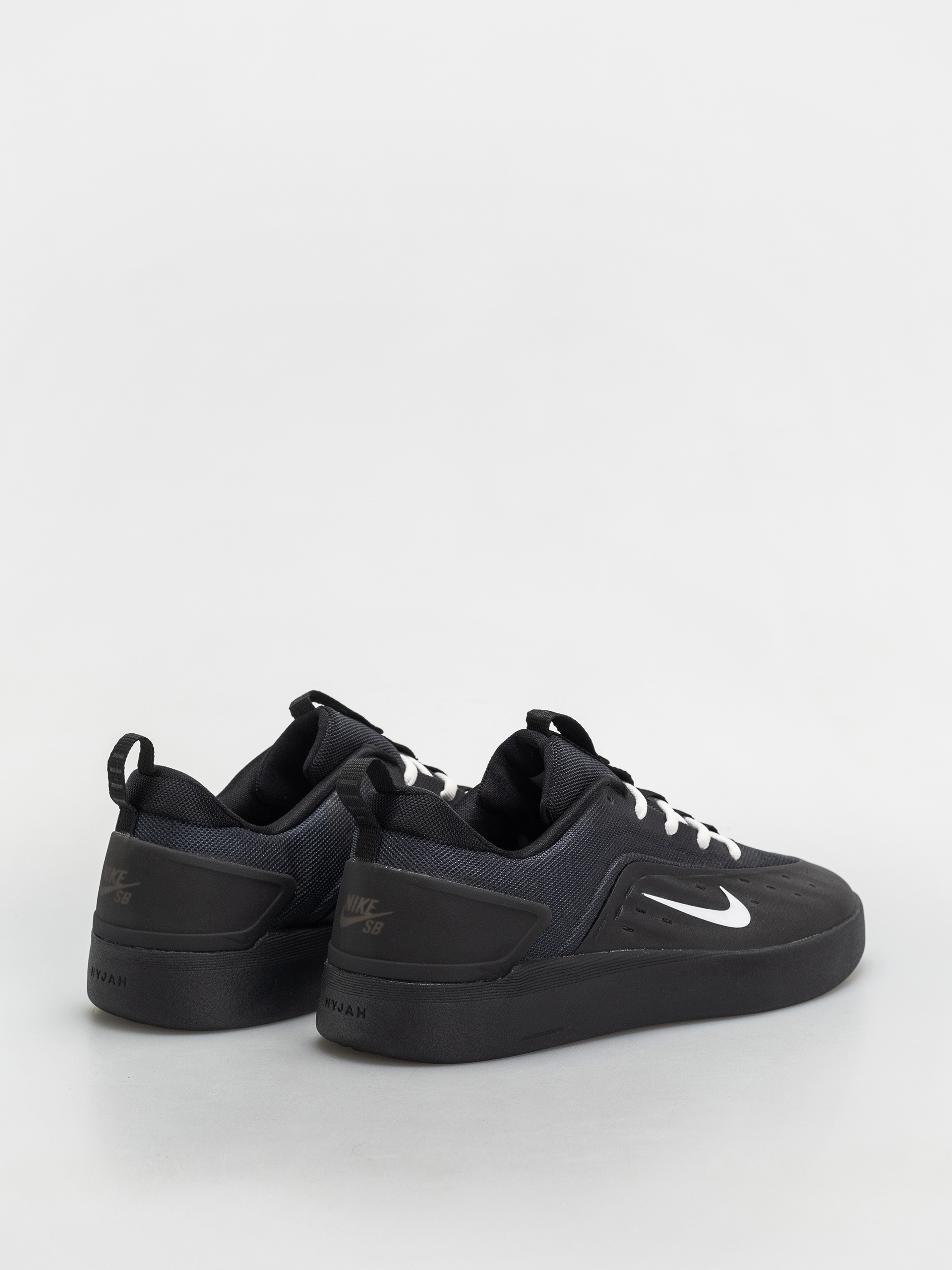 Cipők Nike SB Zoom Nyjah 4 (black/white black white)