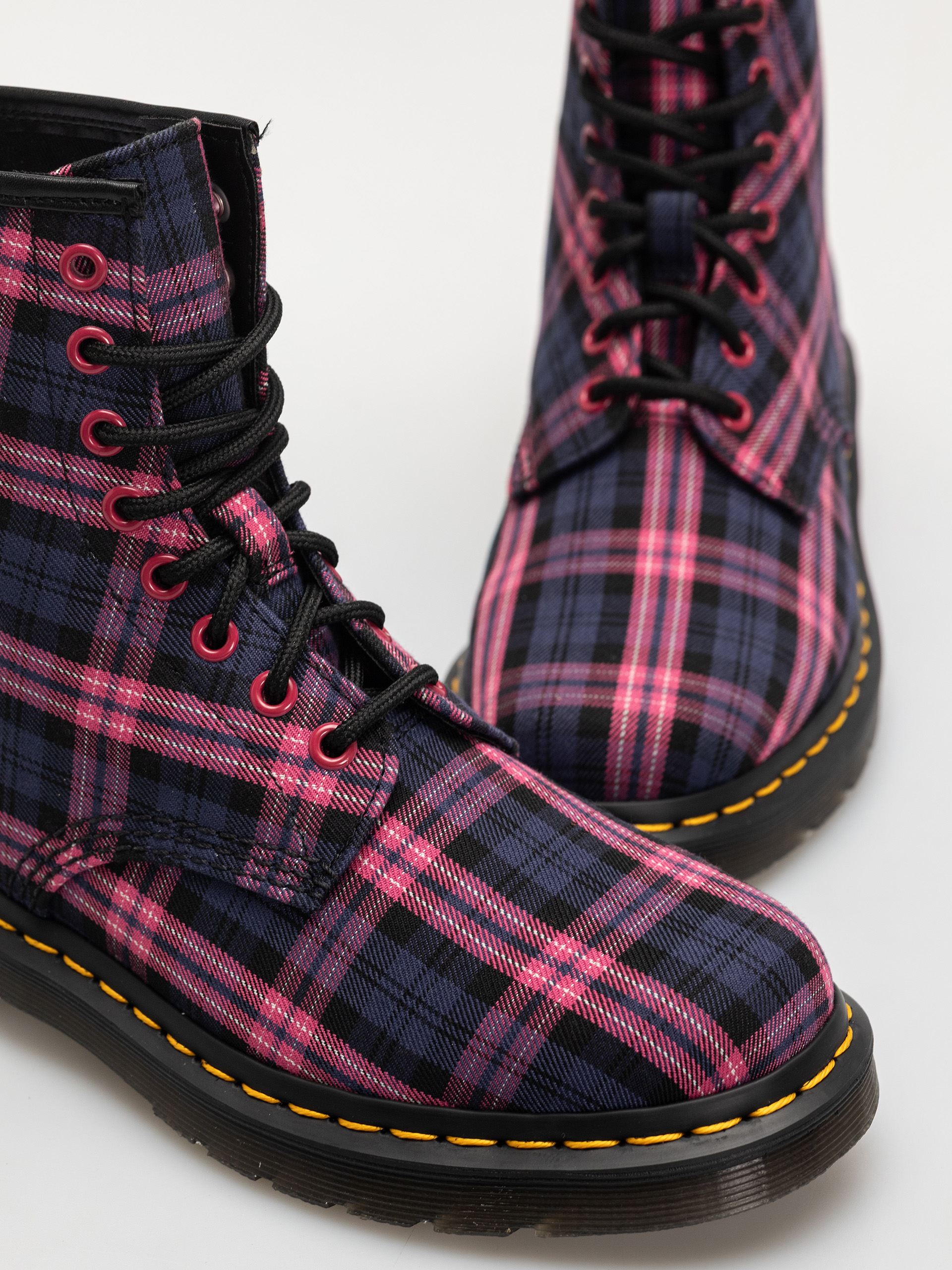 Dr. Martens 1460 Wmn Cipők (pink multi tartan)