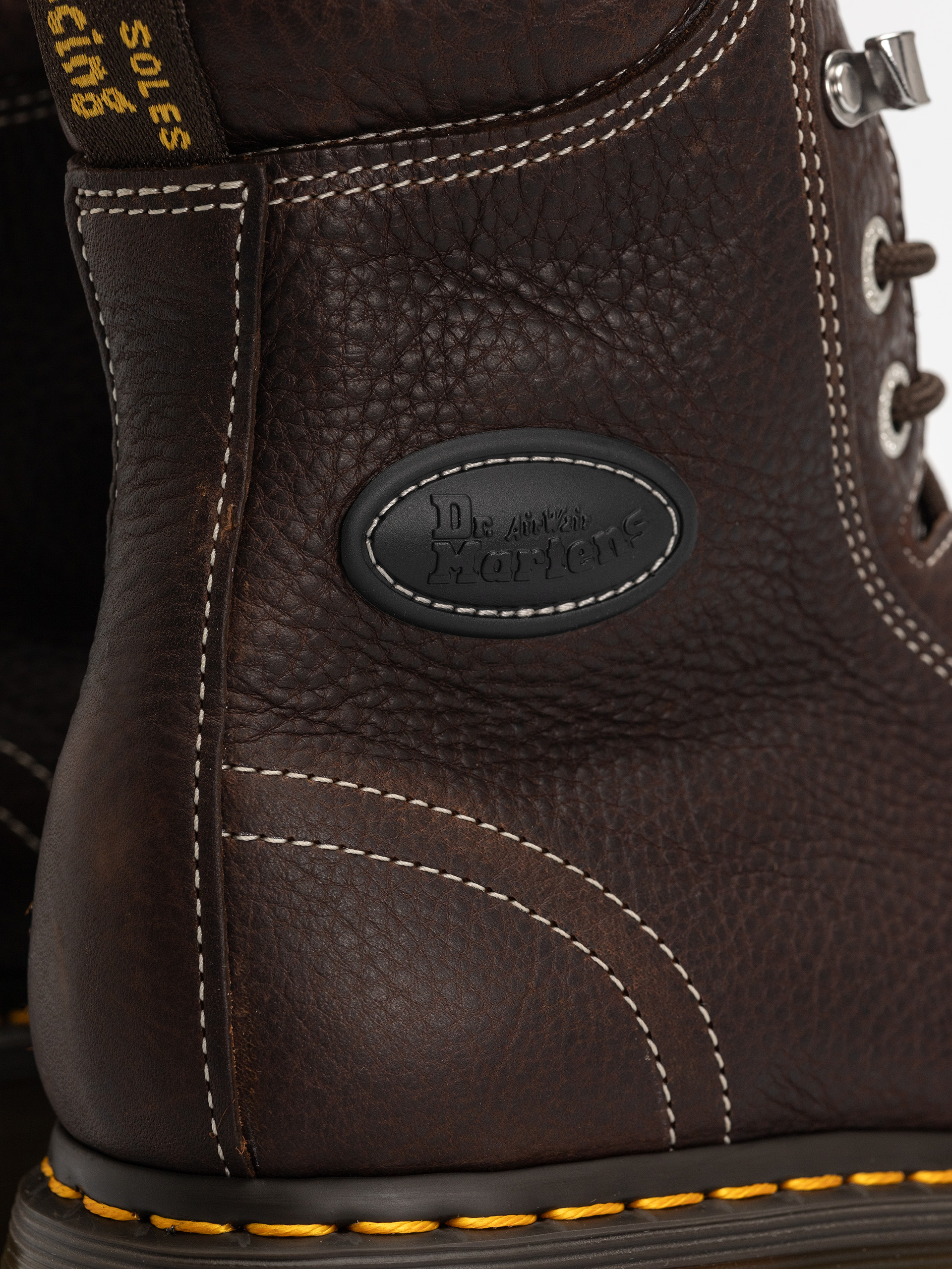 Dr. Martens Buzz 8i Wmn Cipők (dark brown grizzly)