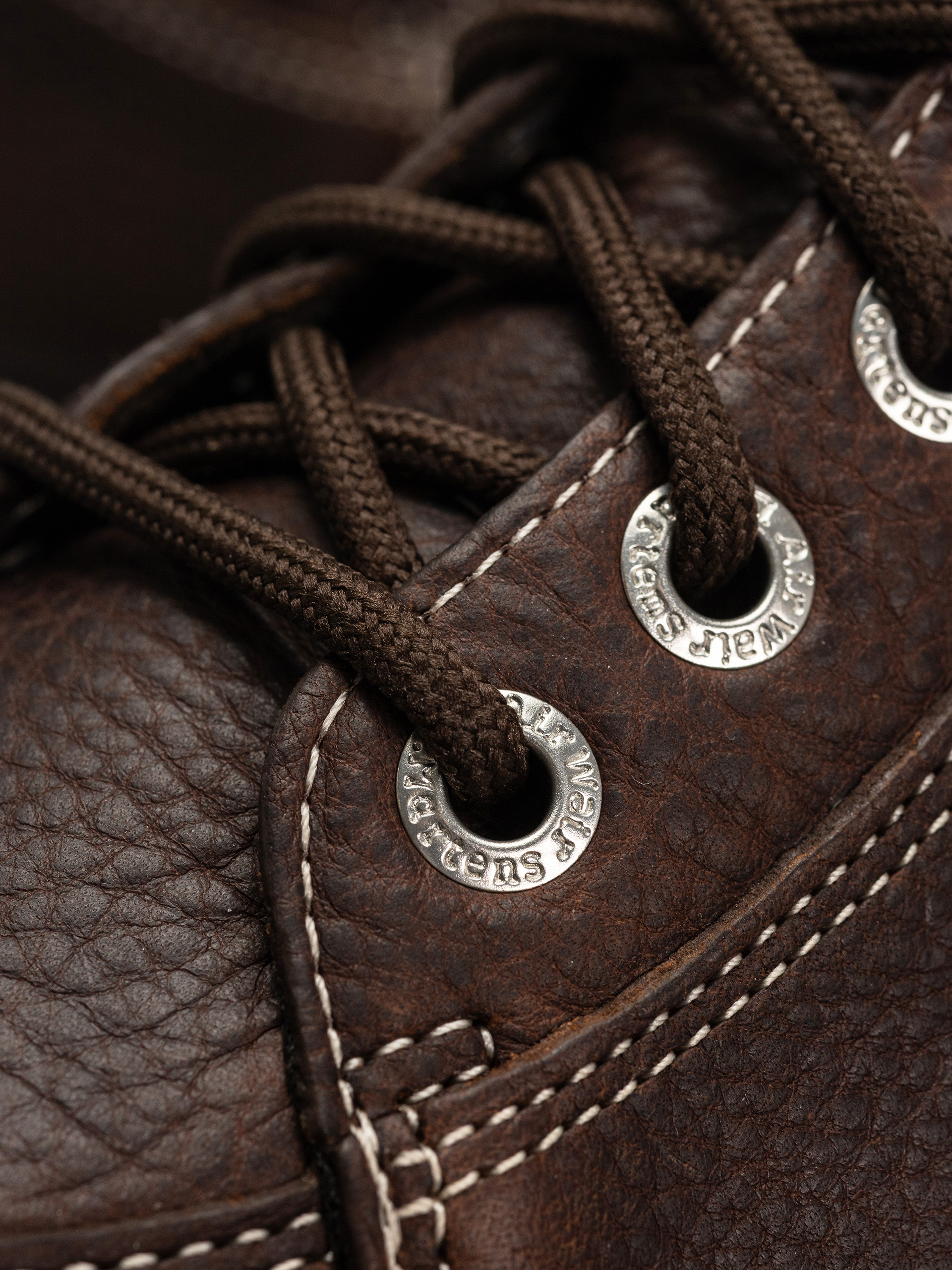 Dr. Martens Buzz 8i Wmn Cipők (dark brown grizzly)