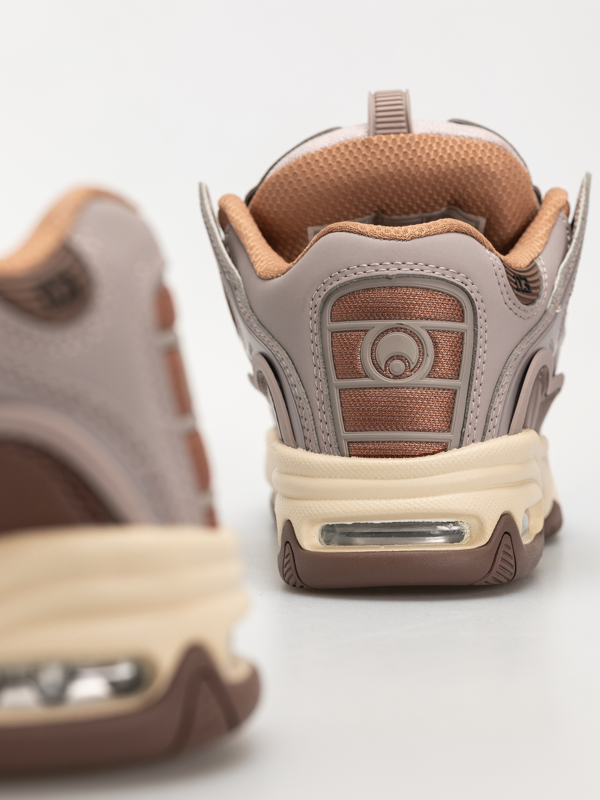 Osiris D3 2001 Cipők (tan/plum/lilac)