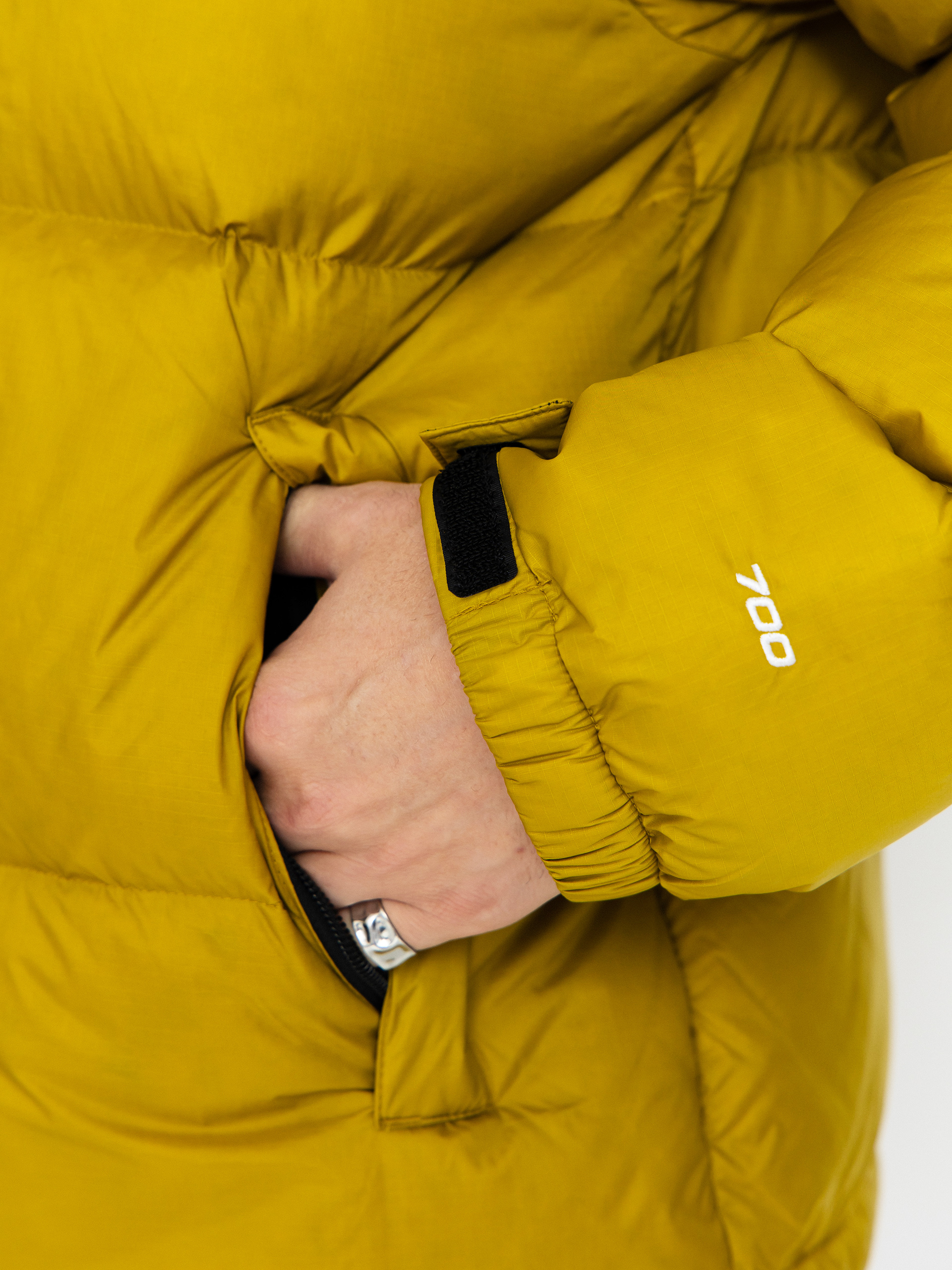 The North Face 1996 Retro Nuptse Dzseki (deep dijon/tnf black)