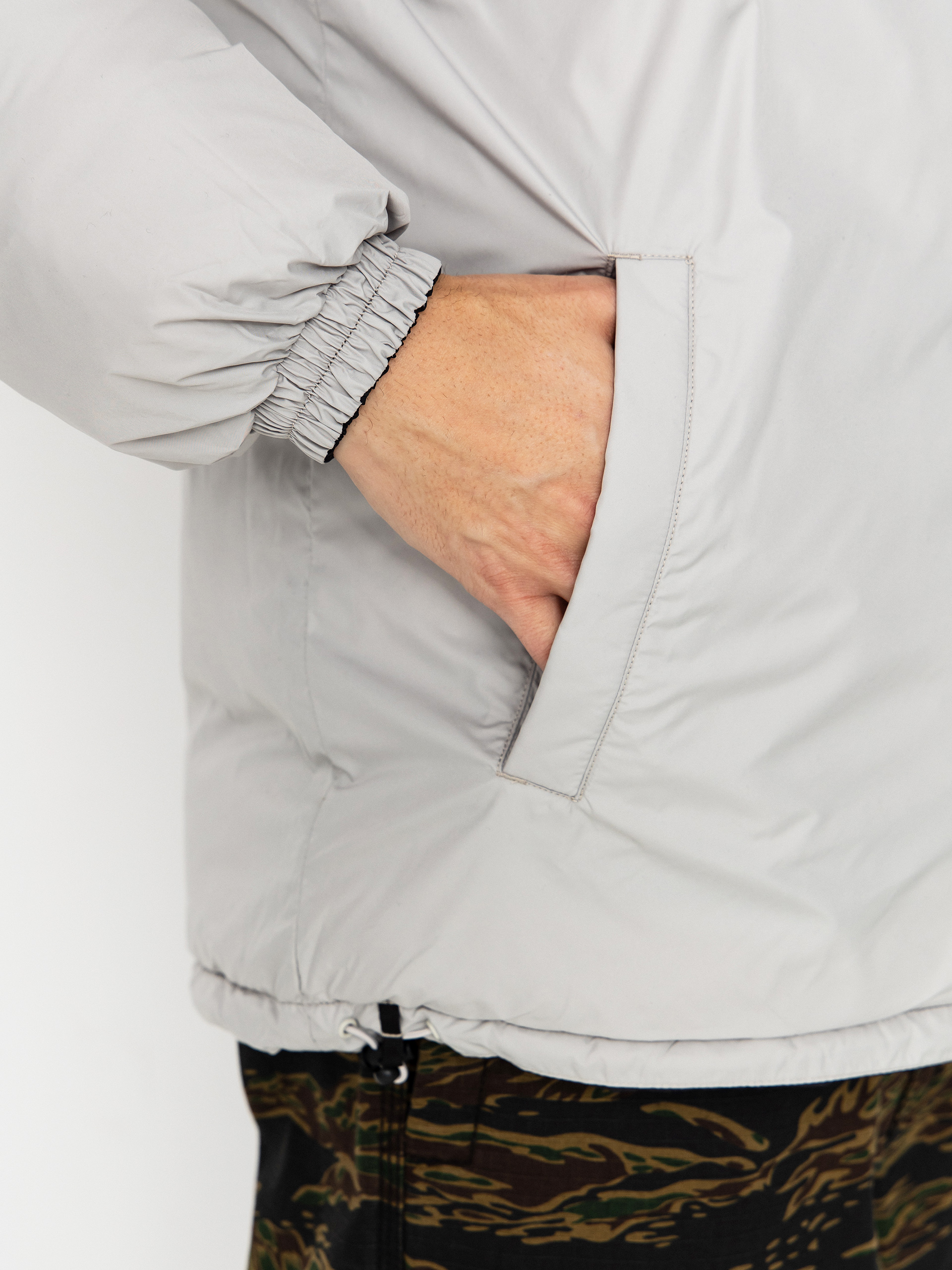 Dzseki Helly Hansen Yu 23 Reversible Puffer (black)