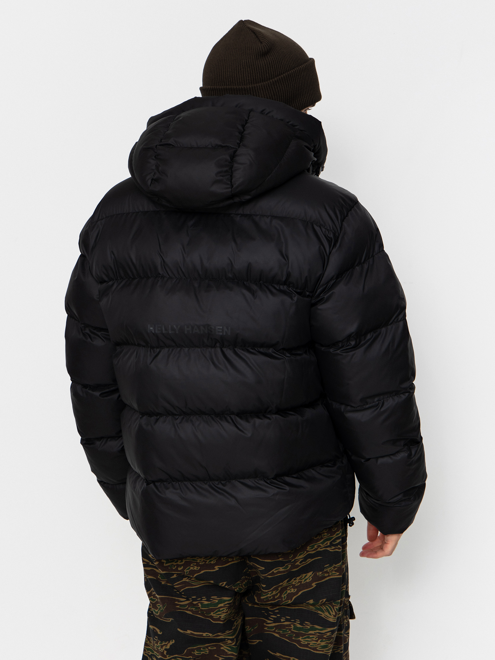 Dzseki Helly Hansen Active Puffy (black)