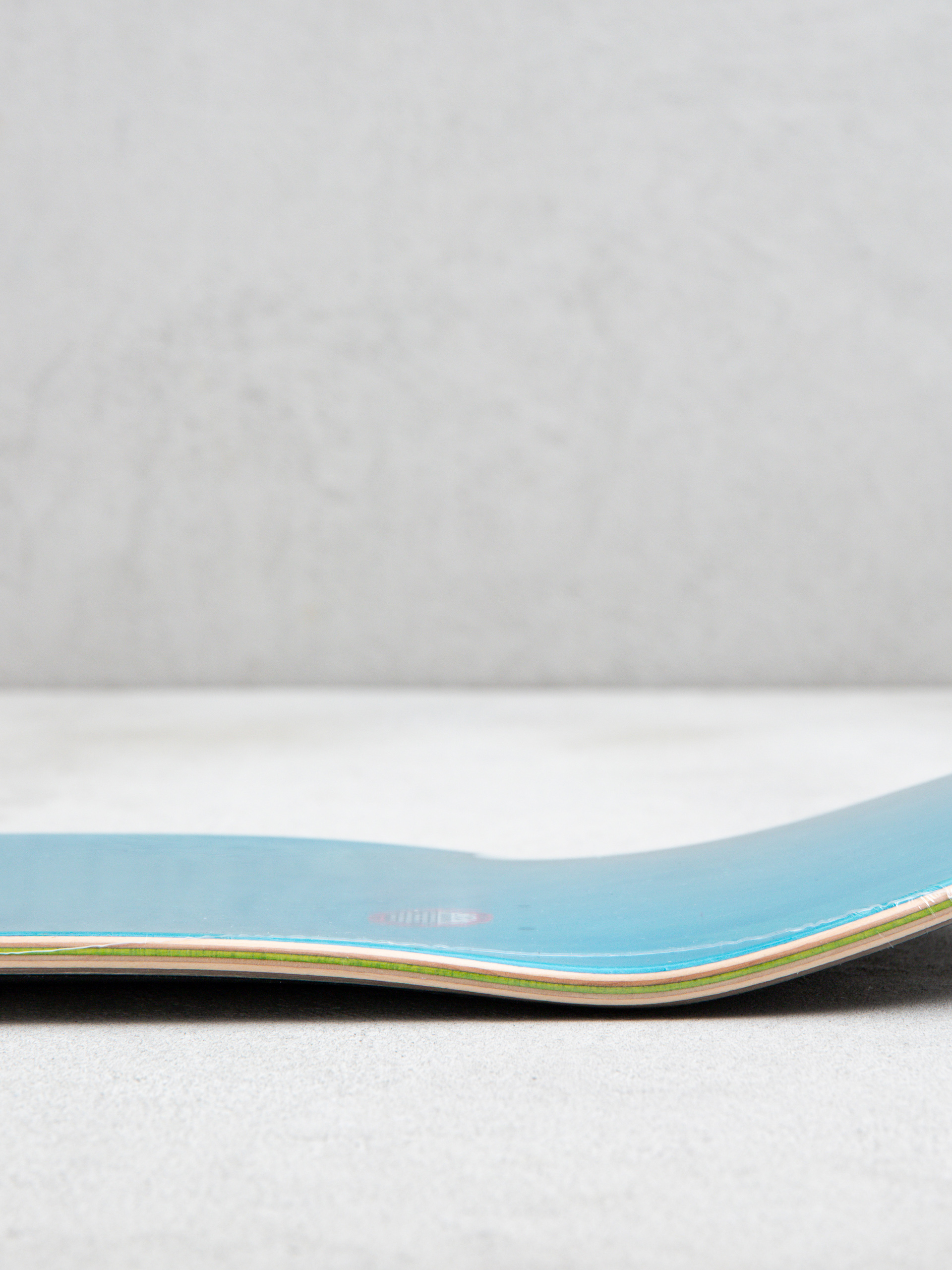 Gördeszka lap Deathwish Gang Spray (black/red)