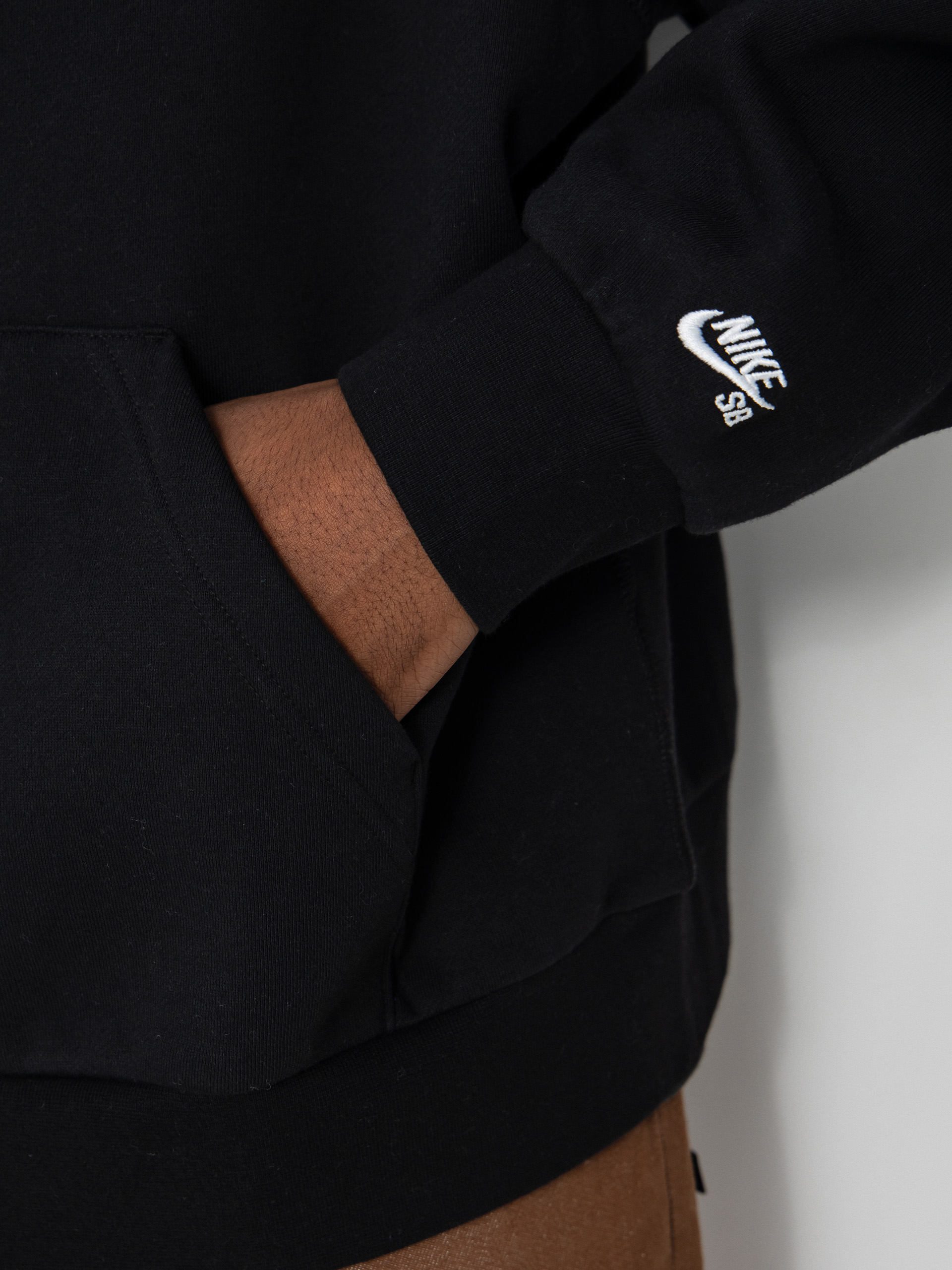 Kapucnis pulóver Nike SB Gfx 2 ZHD (black/white)