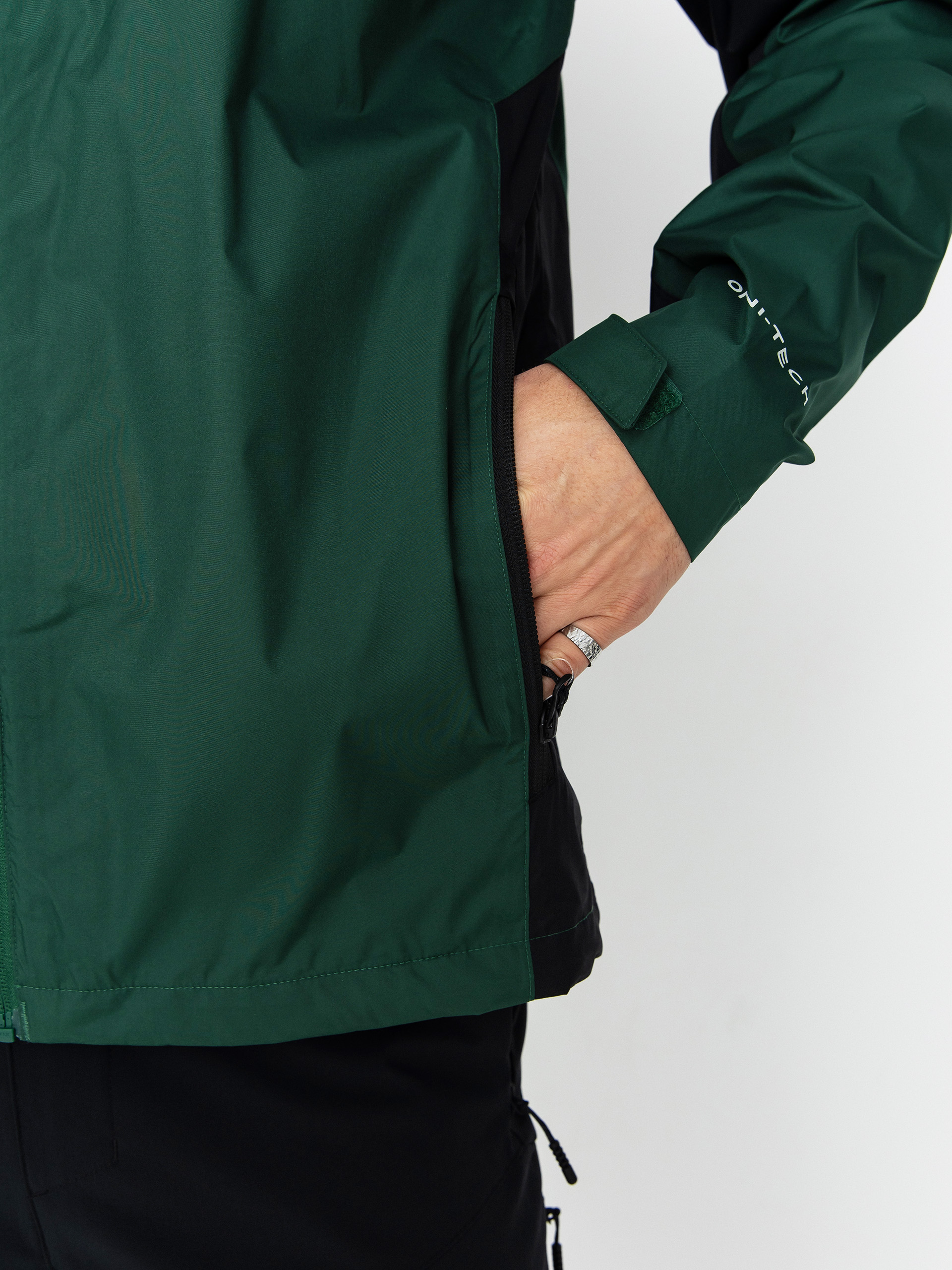 Dzseki Columbia Inner Limits III (rain forest/black)