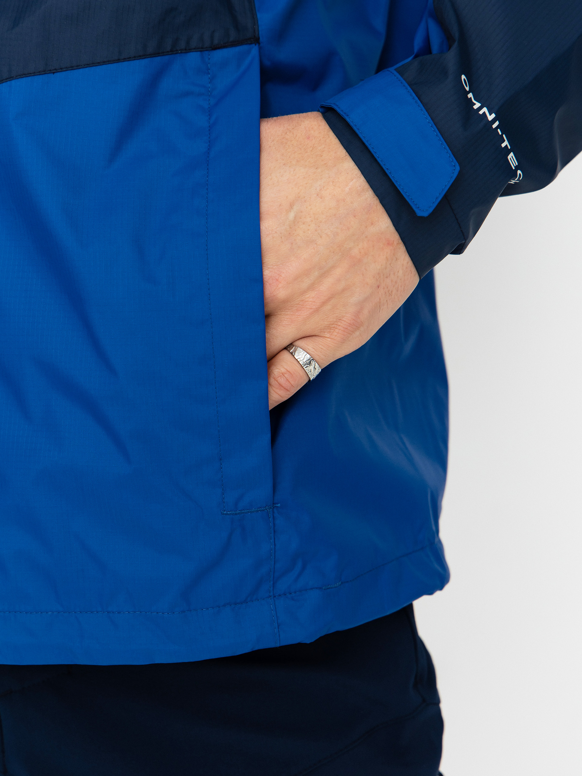 Columbia Pouring Adventure III Dzseki (collegiate navy)
