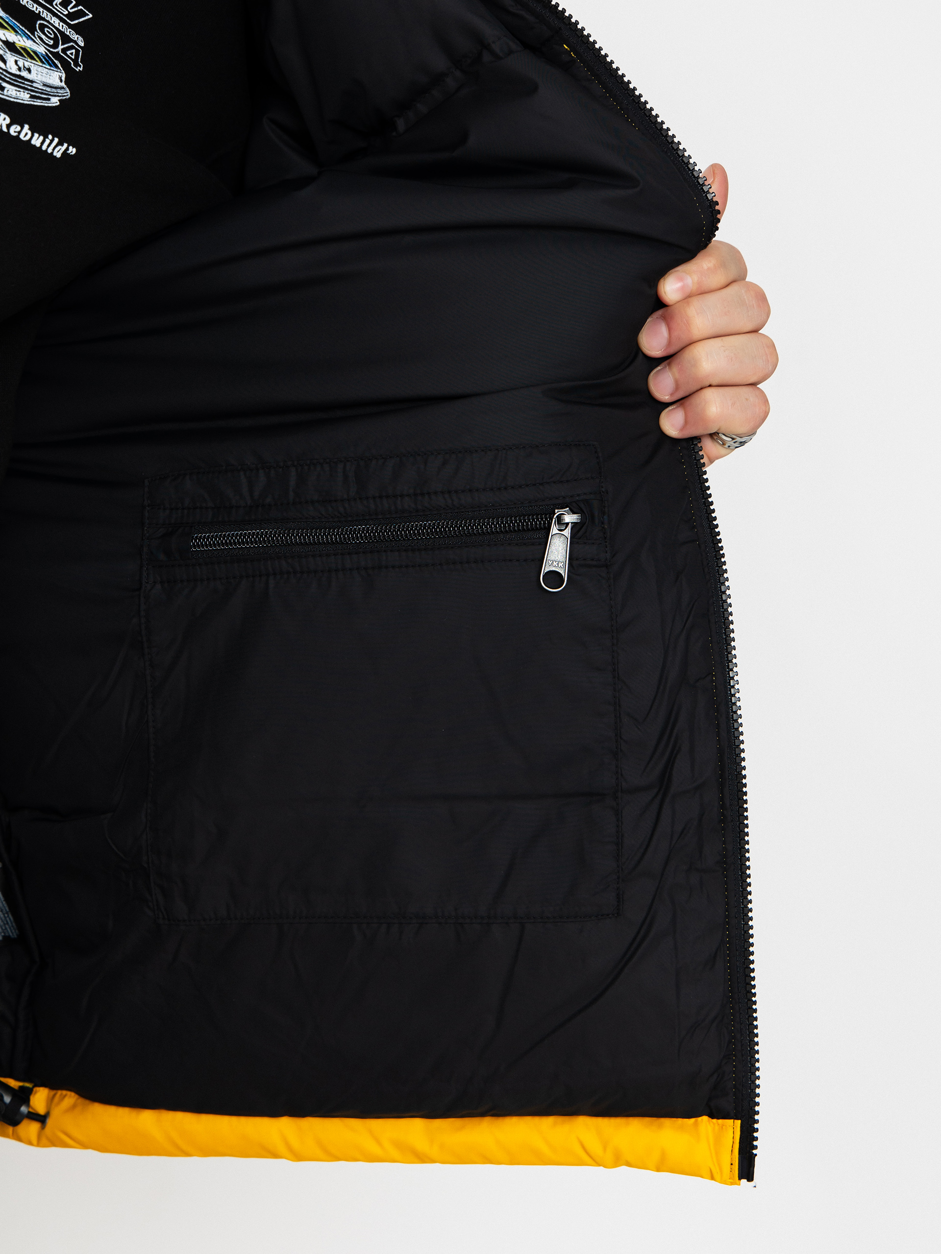 Dzseki The North Face 1996 Retro Nuptse (summit gold/tnf black/r)