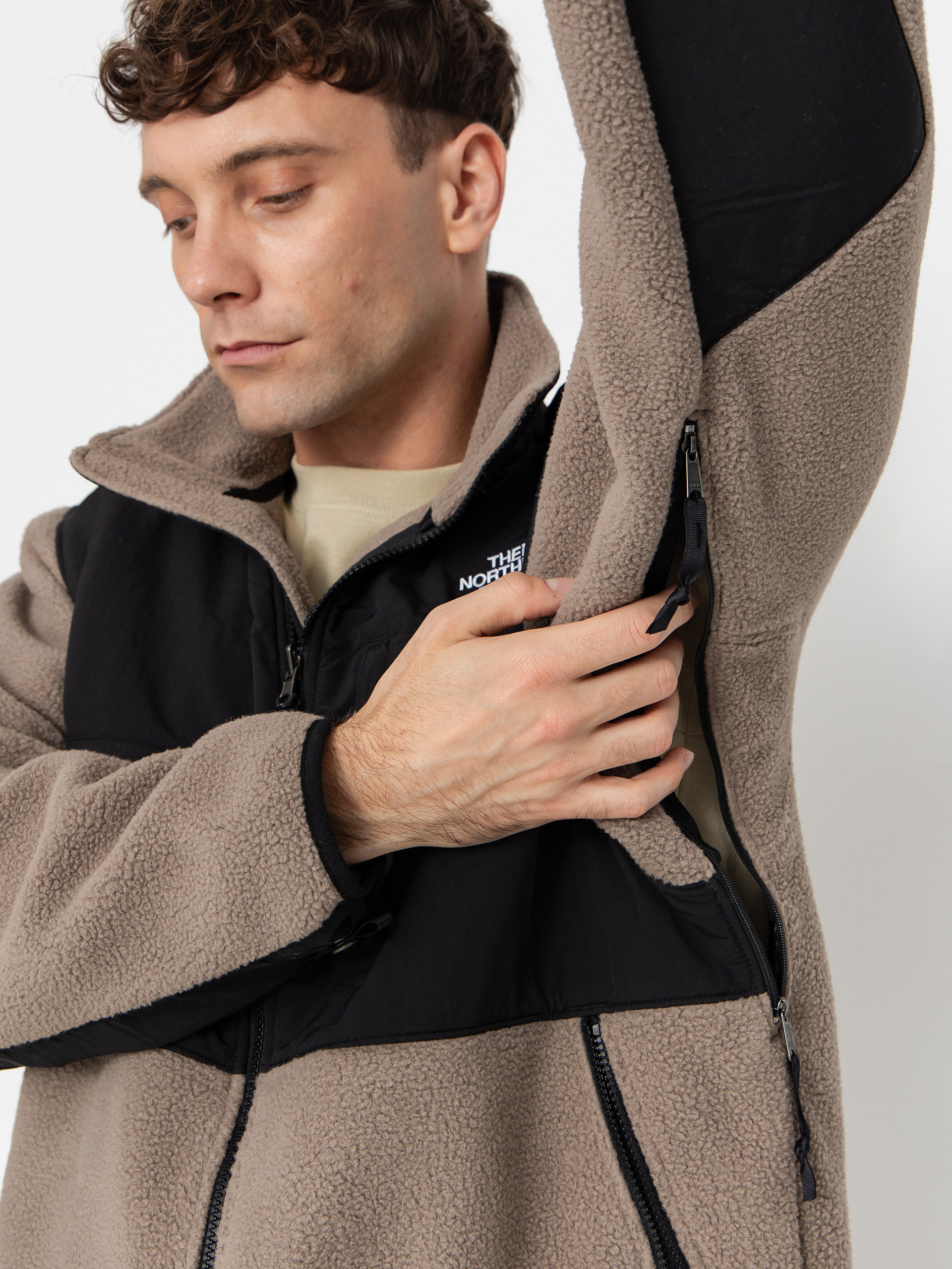 The North Face Retro Denali Dzseki (mocha brown/tnf black)