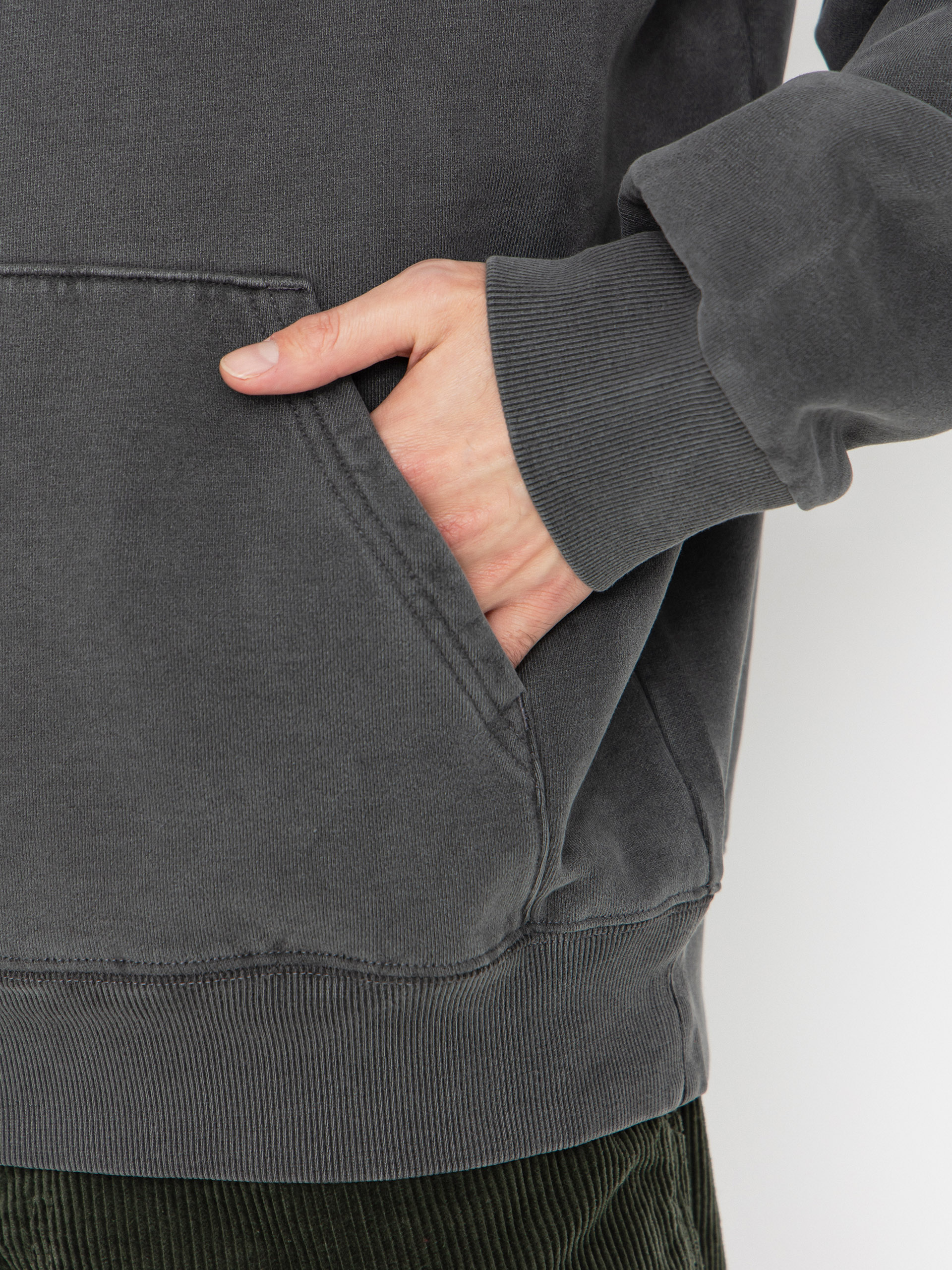 Kapucnis pulóver Carhartt WIP Vista HD (black/garment dyed)