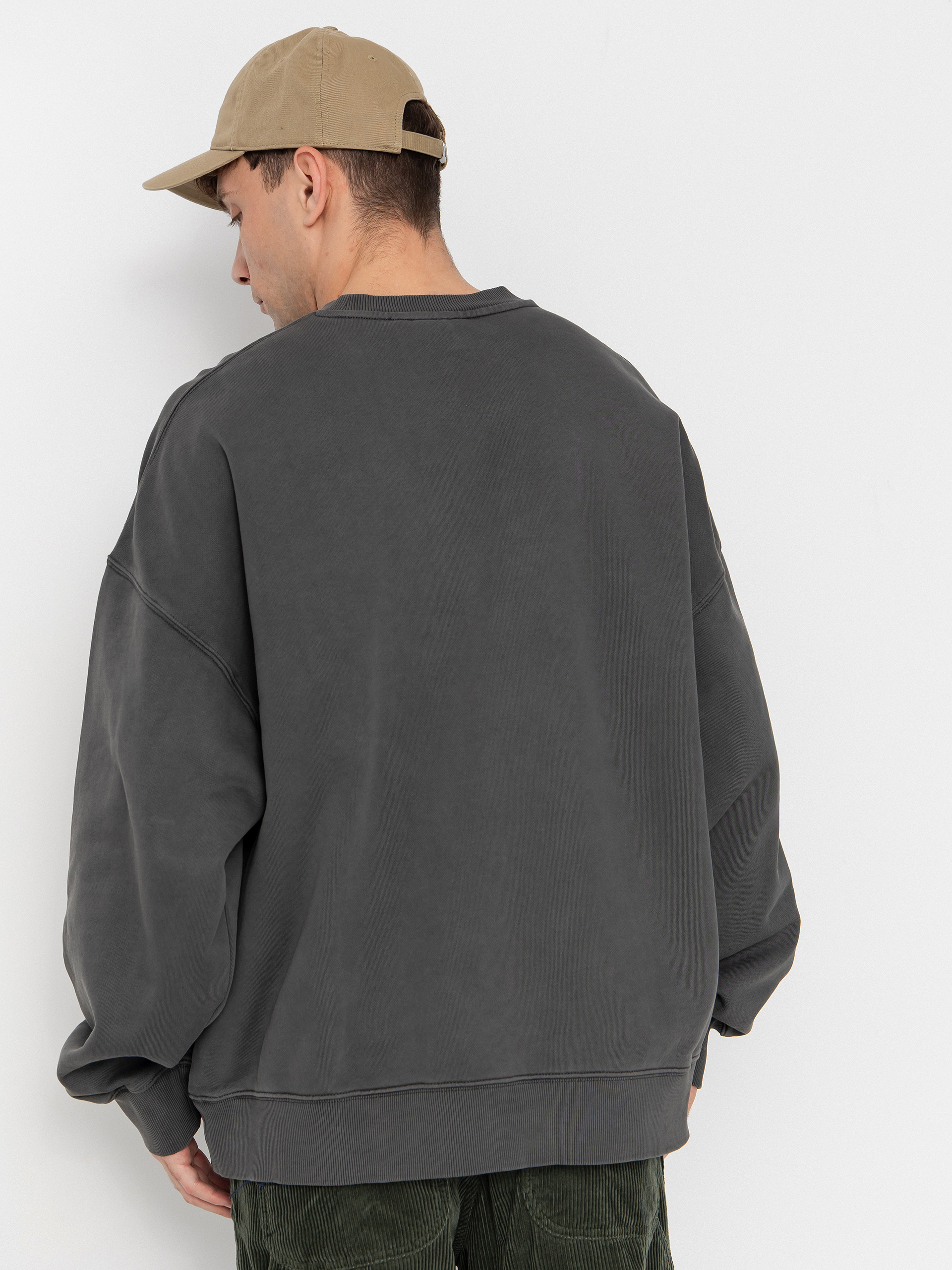 Carhartt WIP Benton Pulóver (graphite/garment dyed)