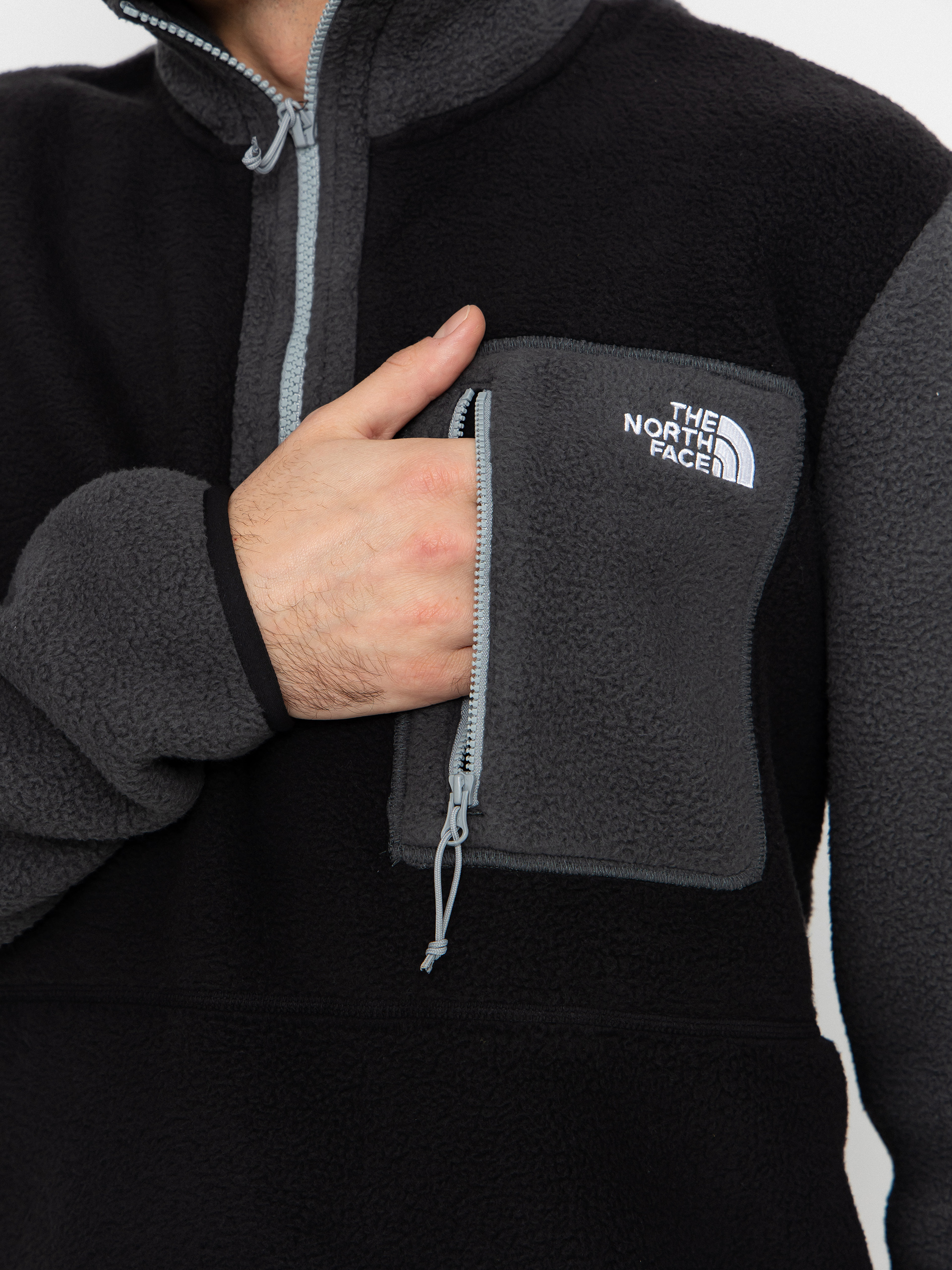 Férfi The North Face Yumiori 1/4 Zip Polár pulóver (tnfblk/asphltgry/mnmntgry)