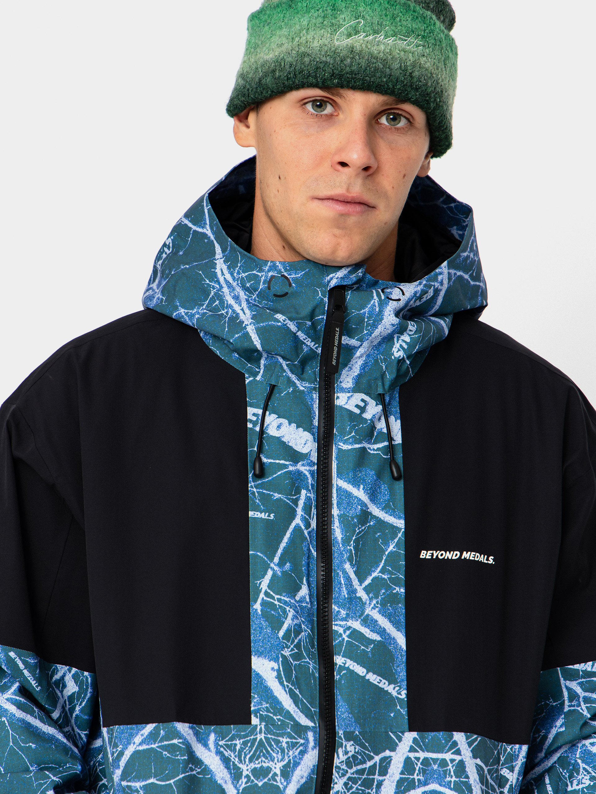Férfi Beyond Medals Fullzip Shirakaba 2L Snowboard dzseki (print)