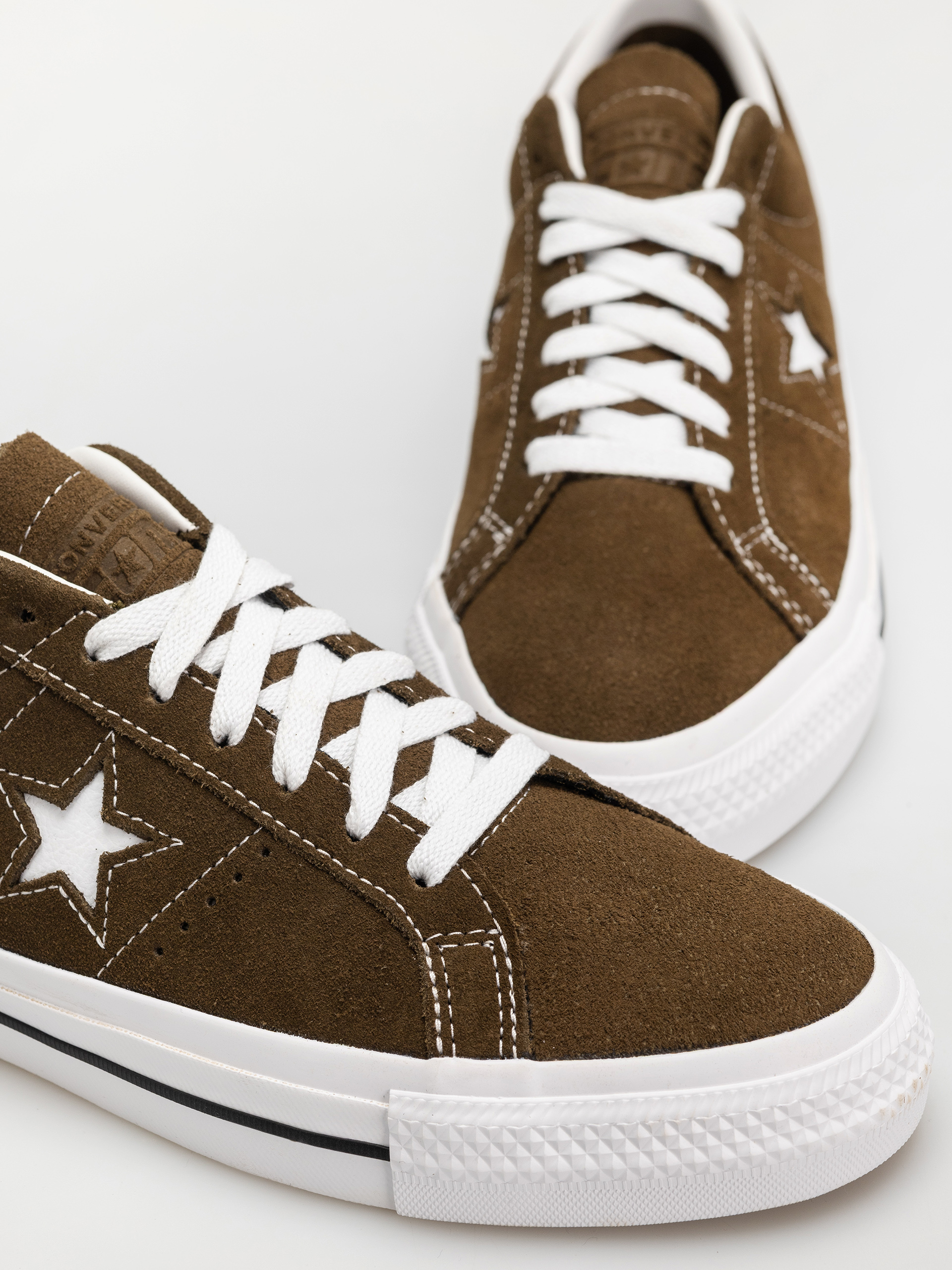 Cipők Converse One Star Pro (surplus olive/olive/white)
