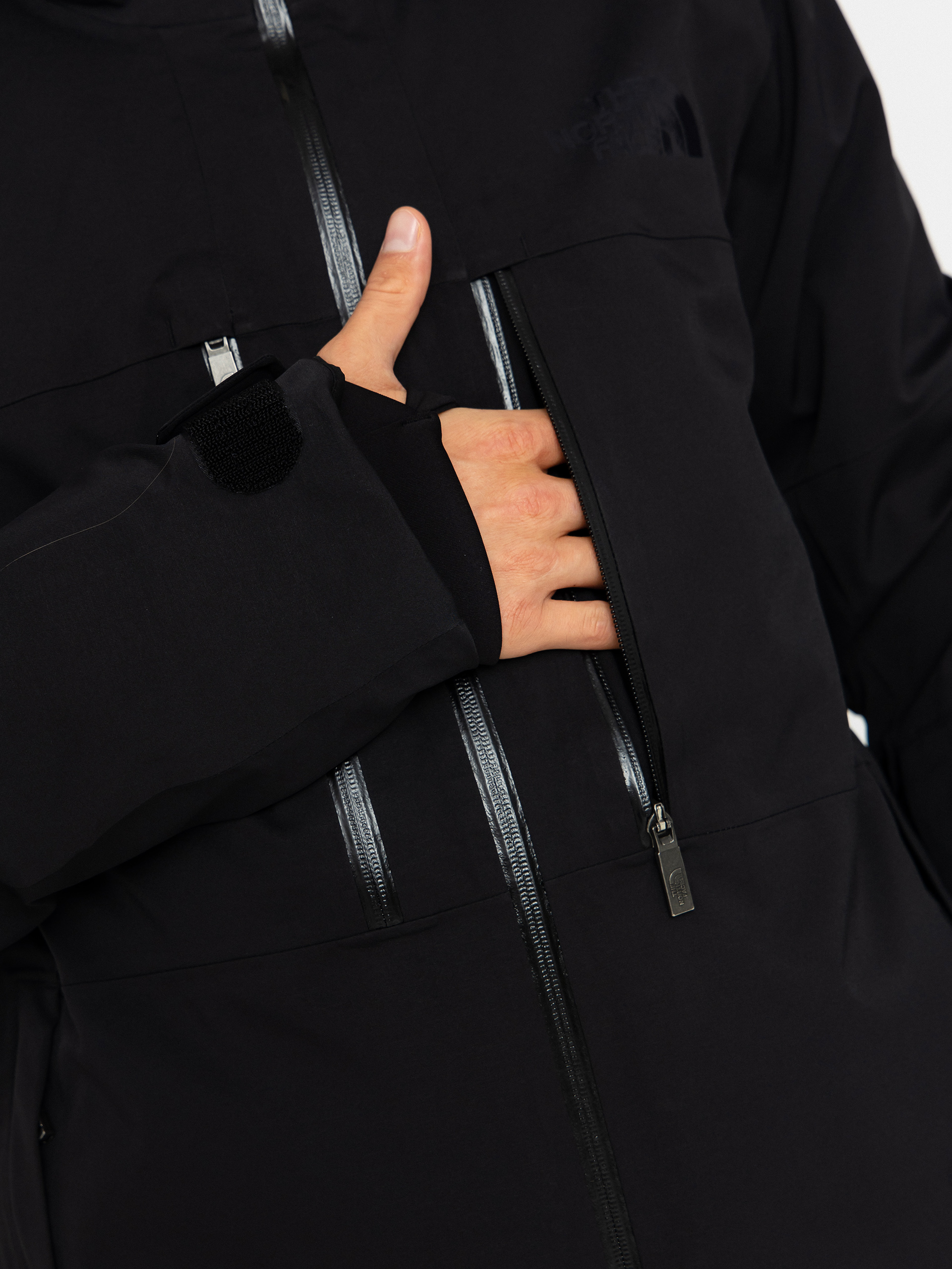 Férfi The North Face Chakal Snowboard dzseki (tnf black/tnf black)