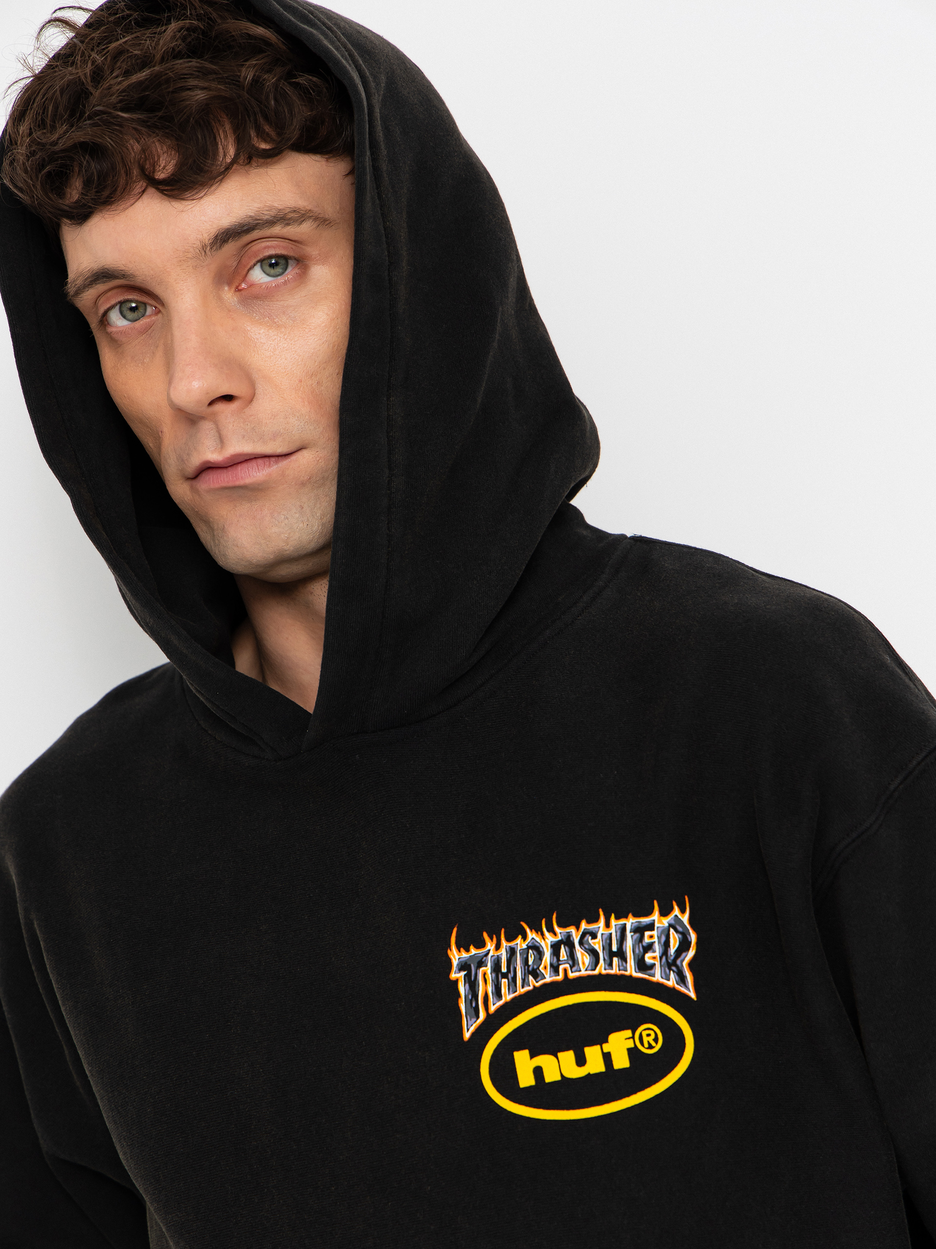 Kapucnis pulóver HUF X Thrasher Meltdown Heavyweight HD (washed black)