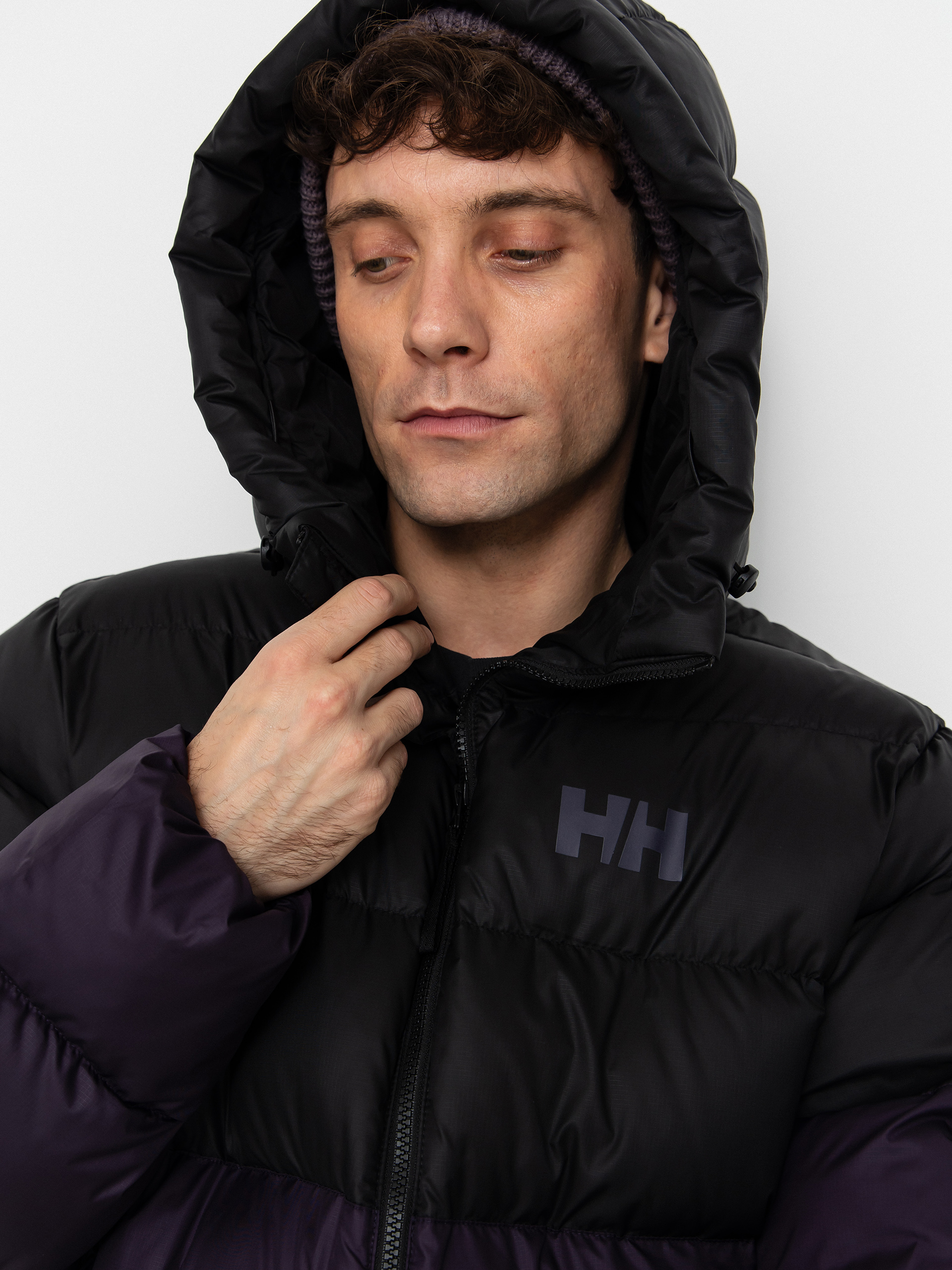 Dzseki Helly Hansen Active Puffy (black grape)