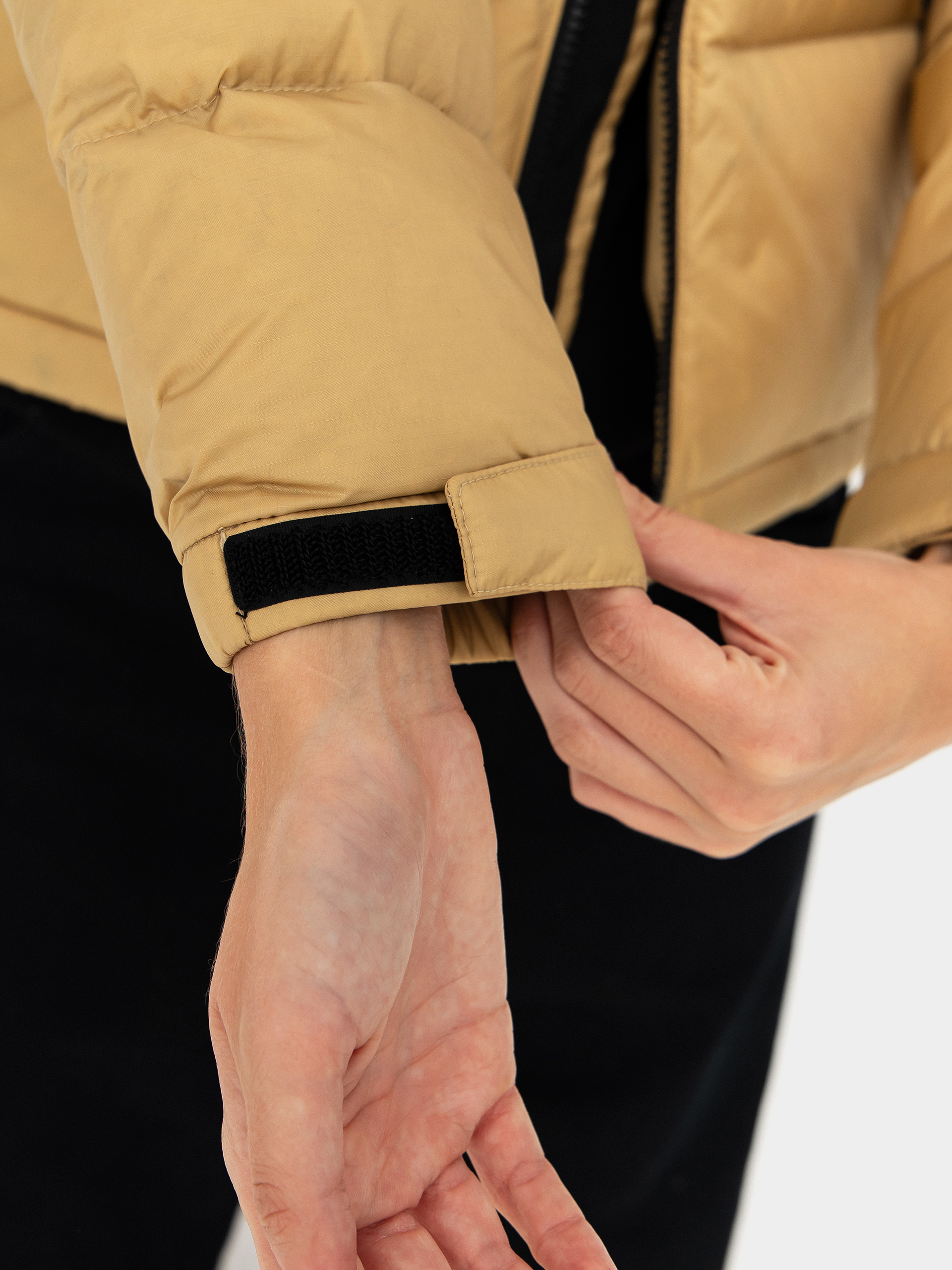 Dzseki The North Face 1996 Retro Nuptse Wmn (khaki stone/r)