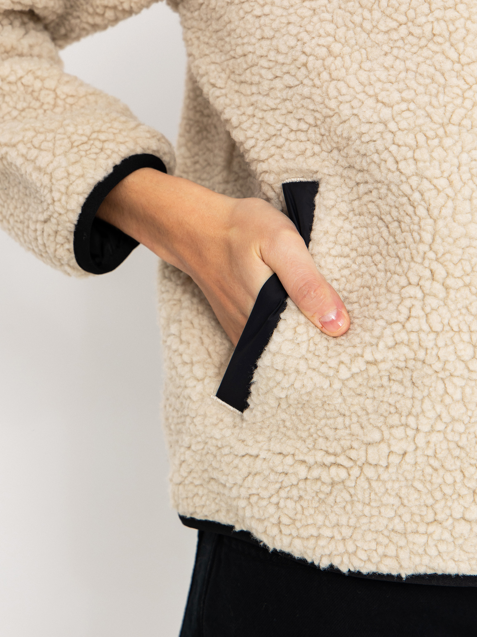 Dzseki Carhartt WIP Janet Wmn (fleur de sel/black)