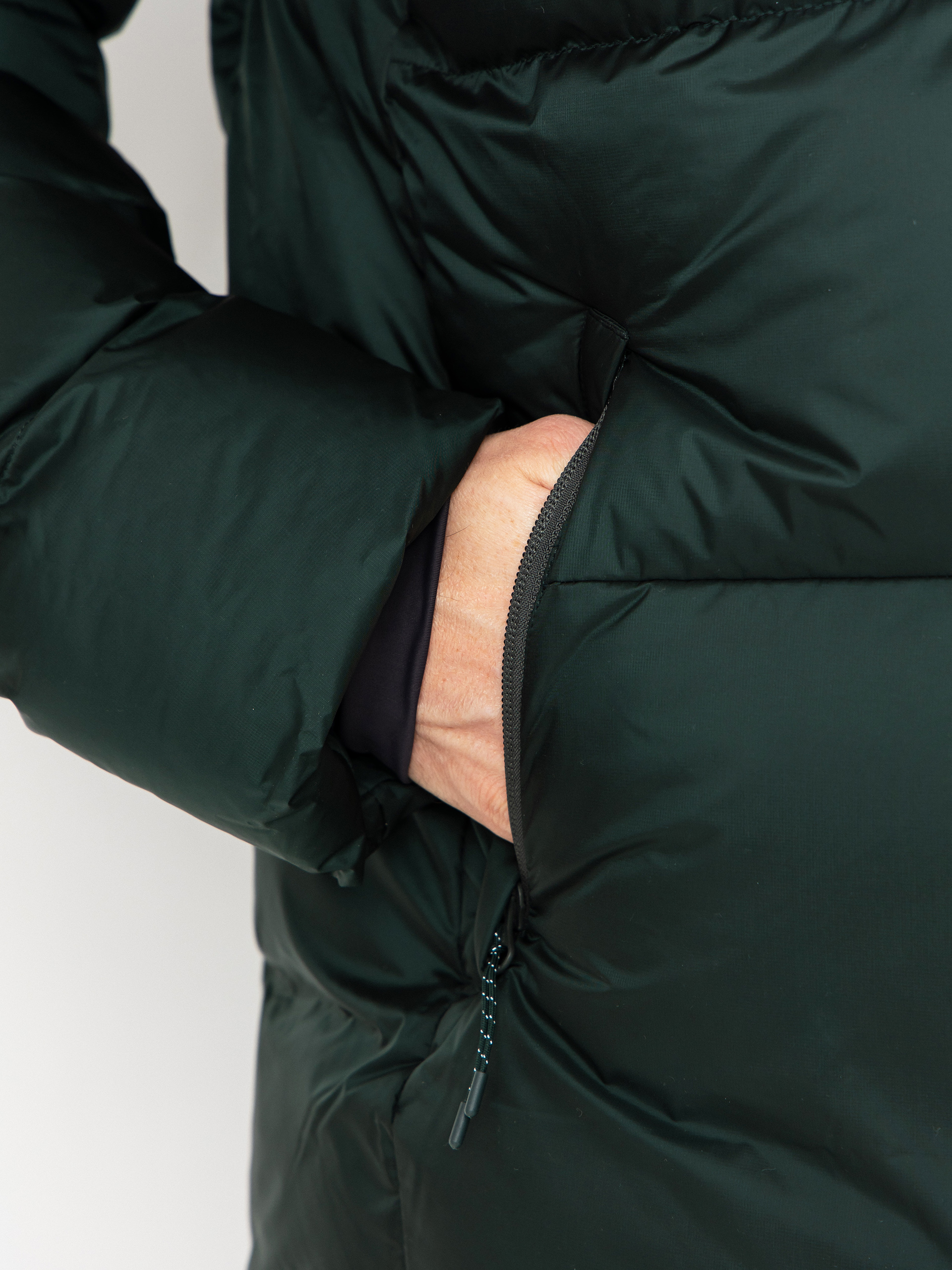 Dzseki Helly Hansen Active Winter Parka (dark jungle)