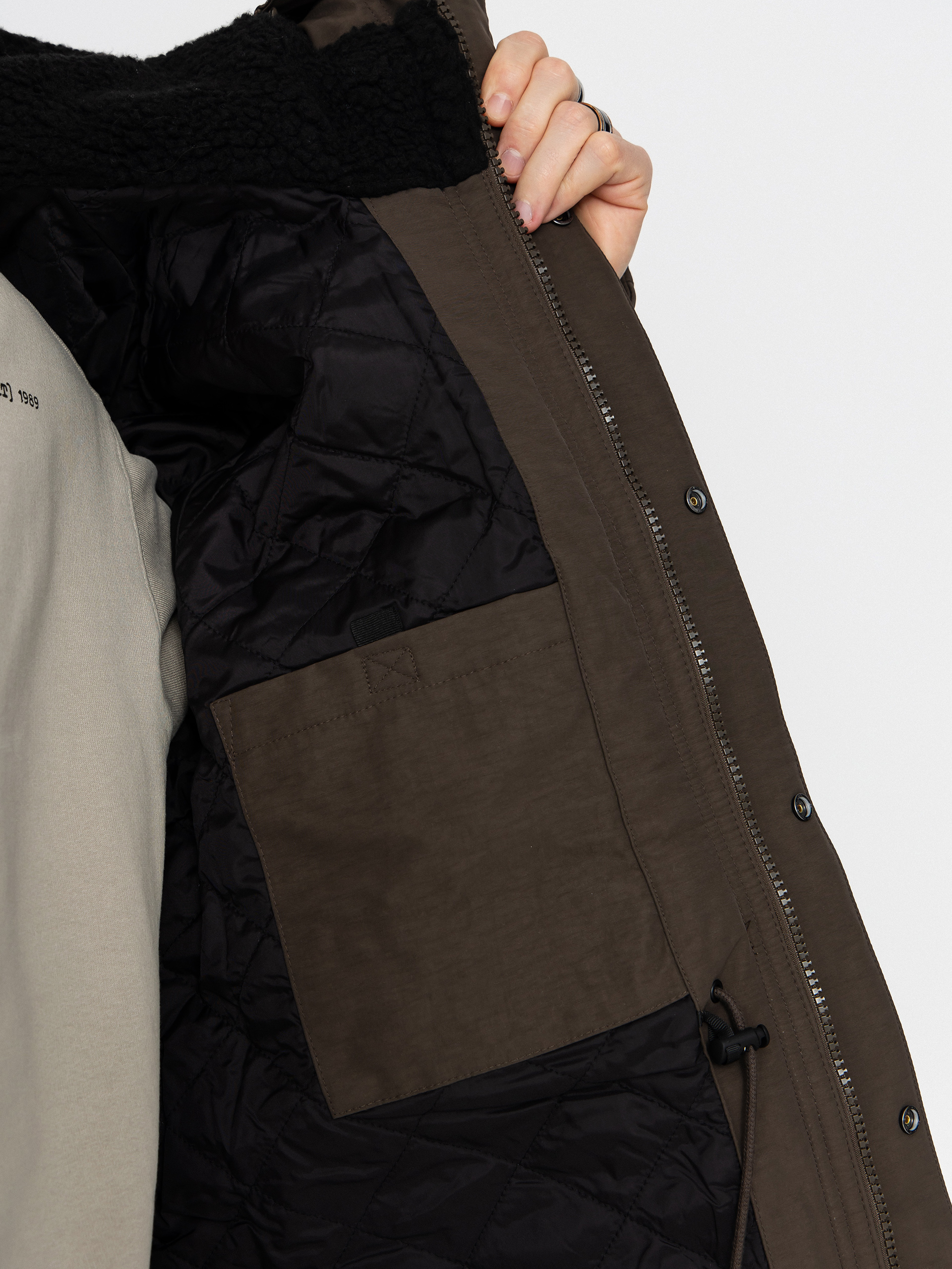 Dzseki Carhartt WIP Siberia Parka (vitola)