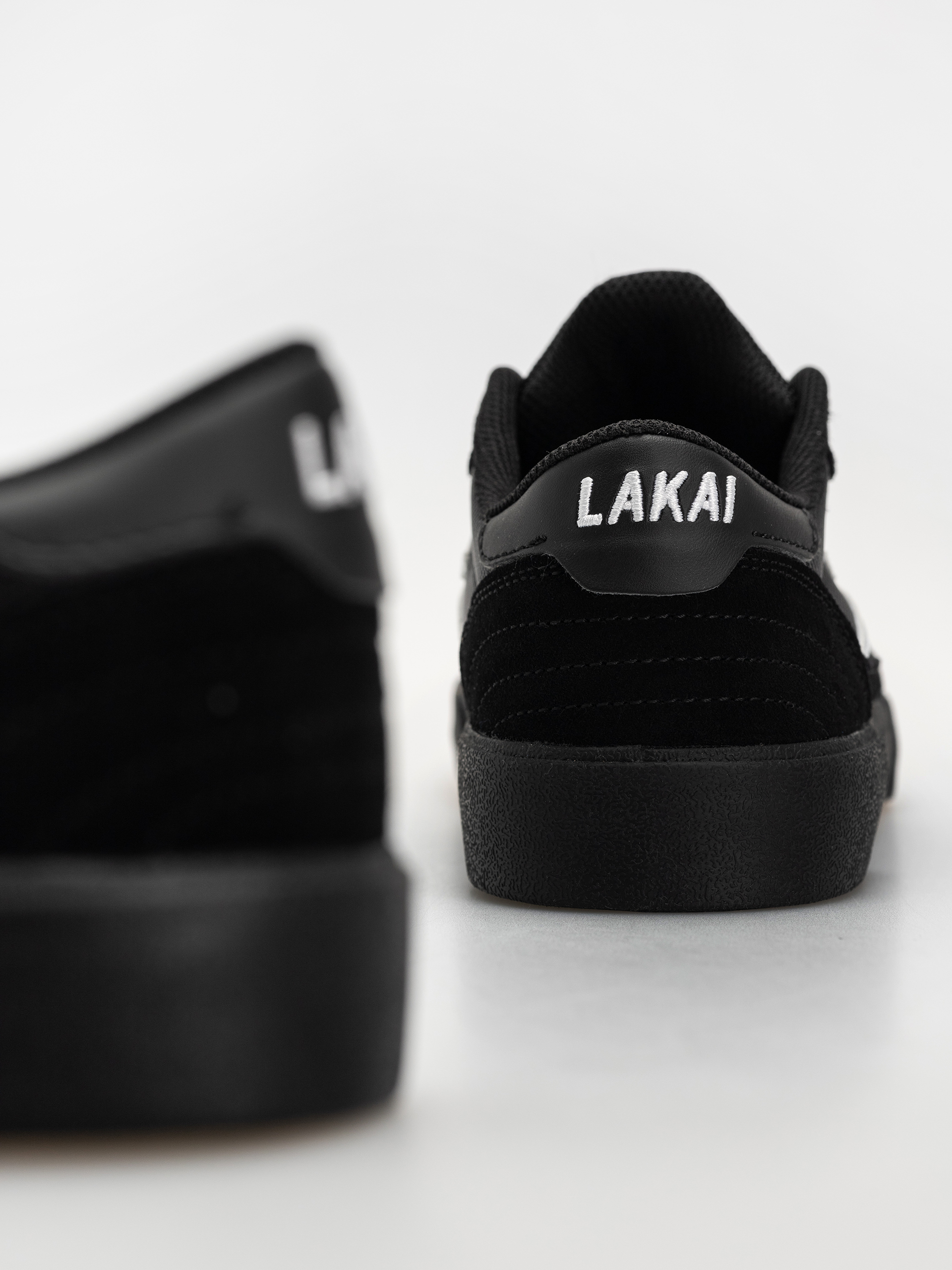 Lakai Cambridge Cipők (black/black white suede)