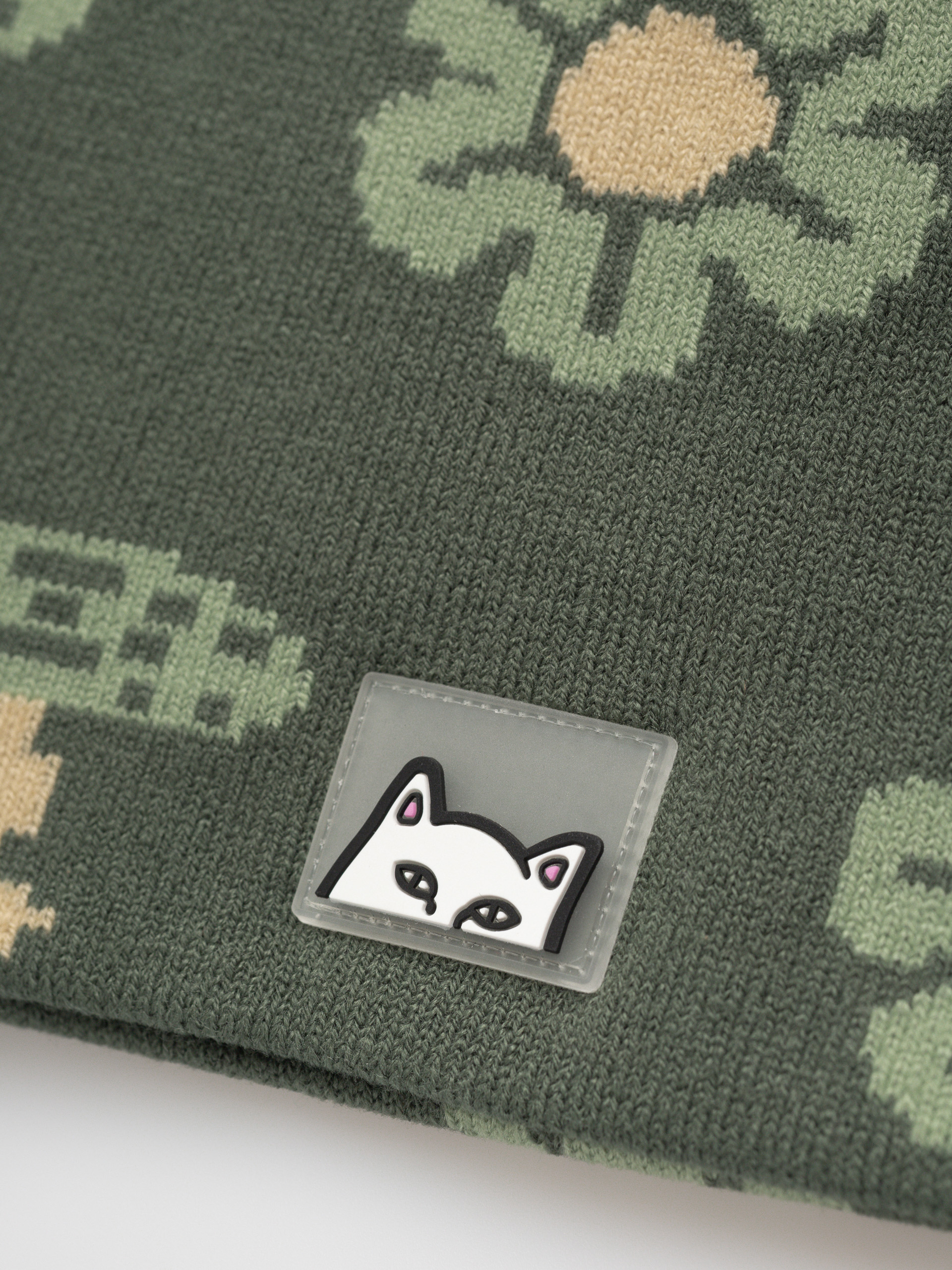 RipNDip Out Of This World Skull Sapka (sage green)