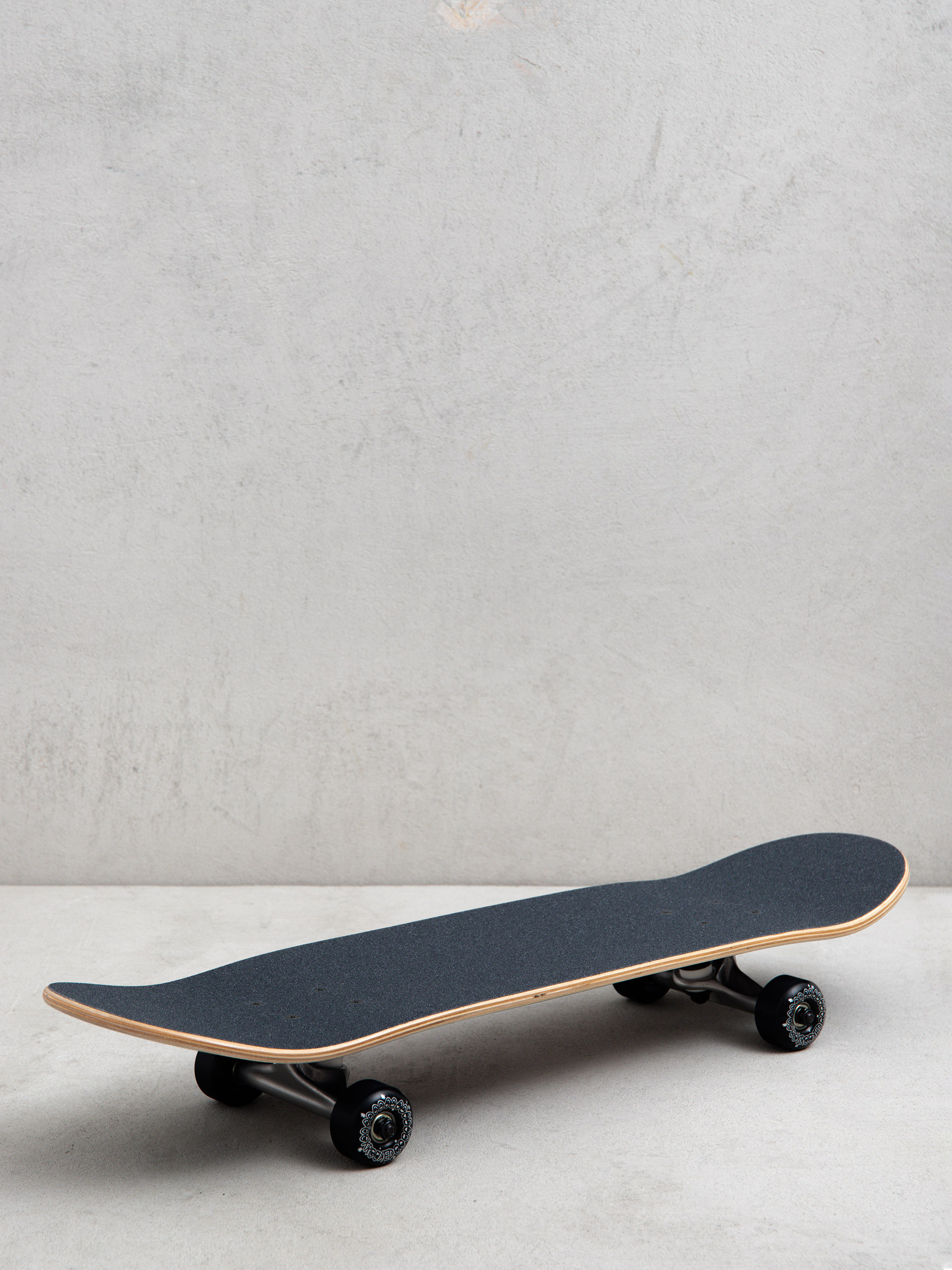 Komplett gördeszka Krooked Pals