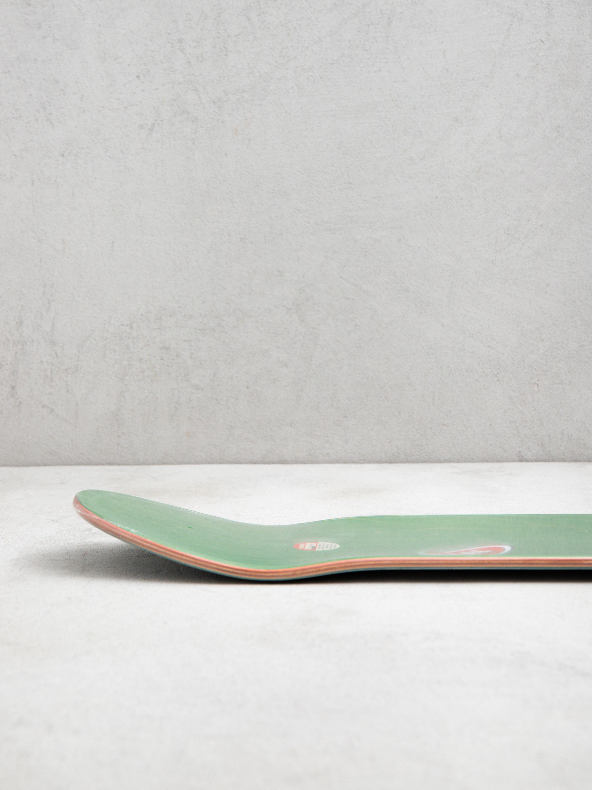 Gördeszka lap Real Hayley Rainbow Holo Cathedral (assorted)