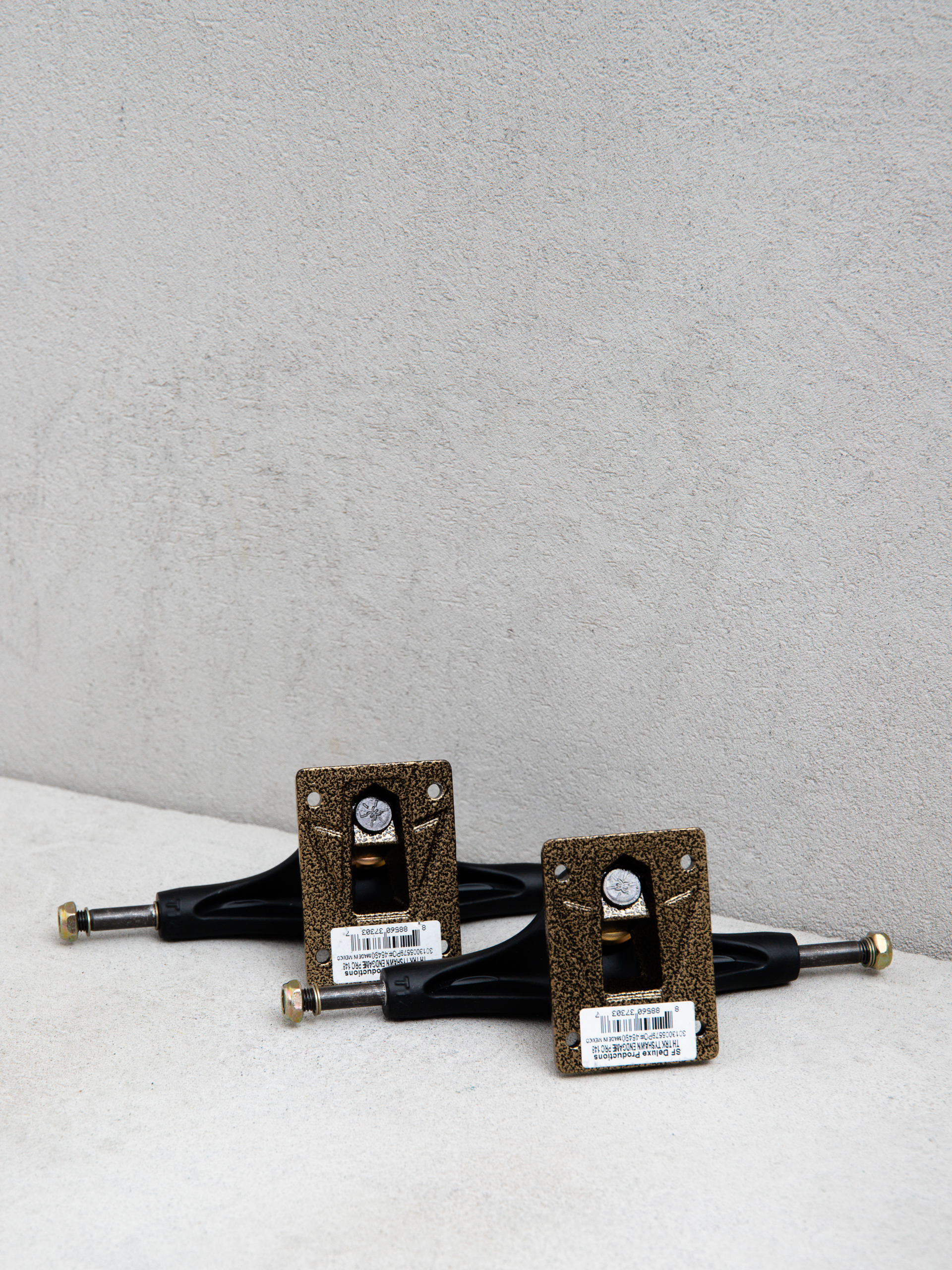 Thunder Tyshawn Endgame Pro Editions Gördeszka felfüggesztés (black/gold)