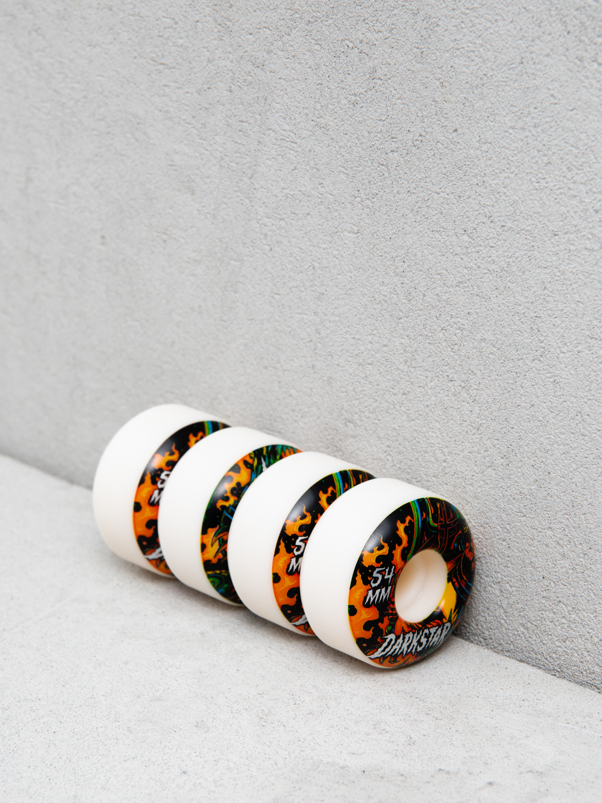 Darkstar Blacklight Gördeszka kerék (red)