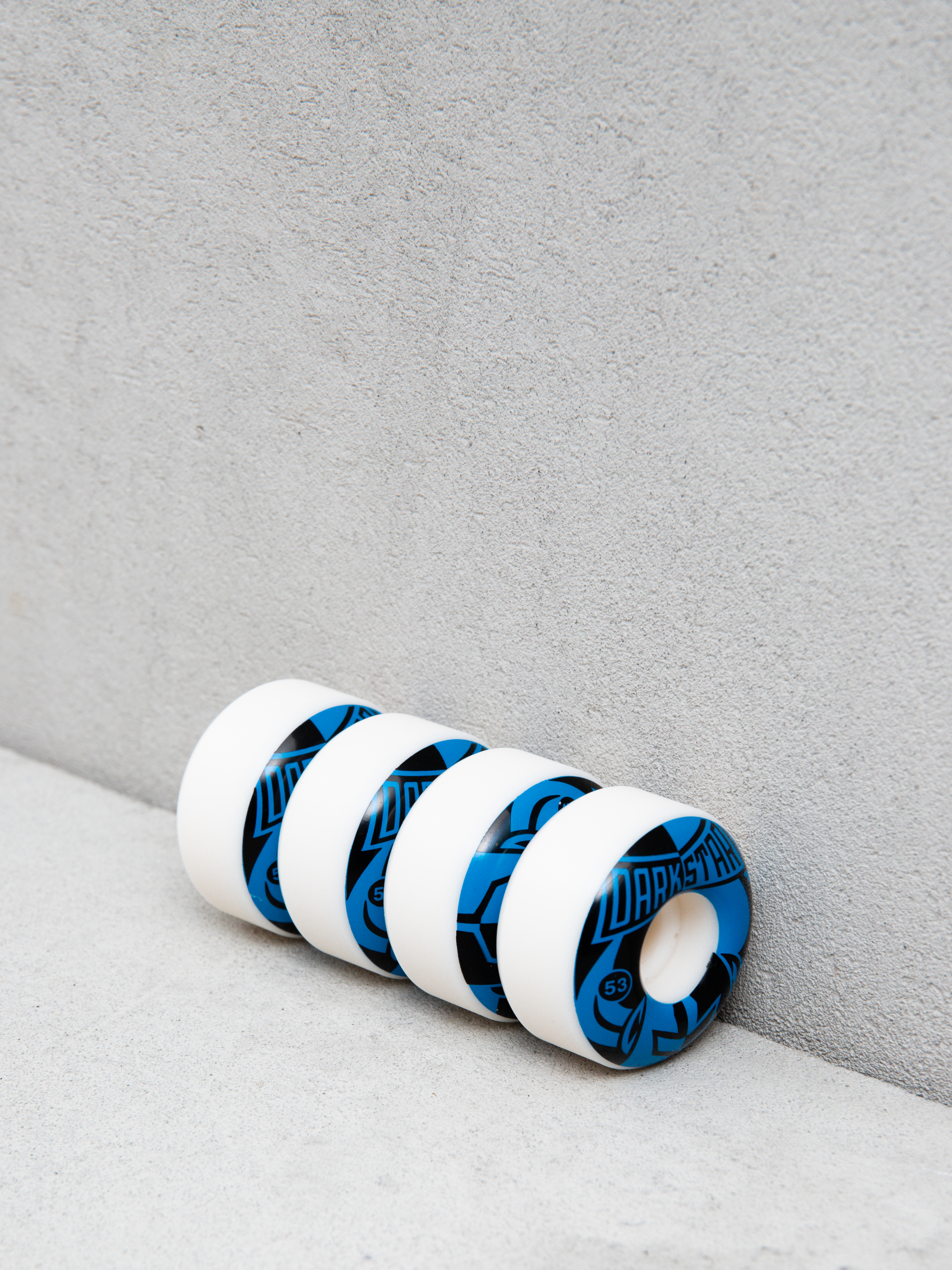 Darkstar Divide Gördeszka kerék (black/blue)