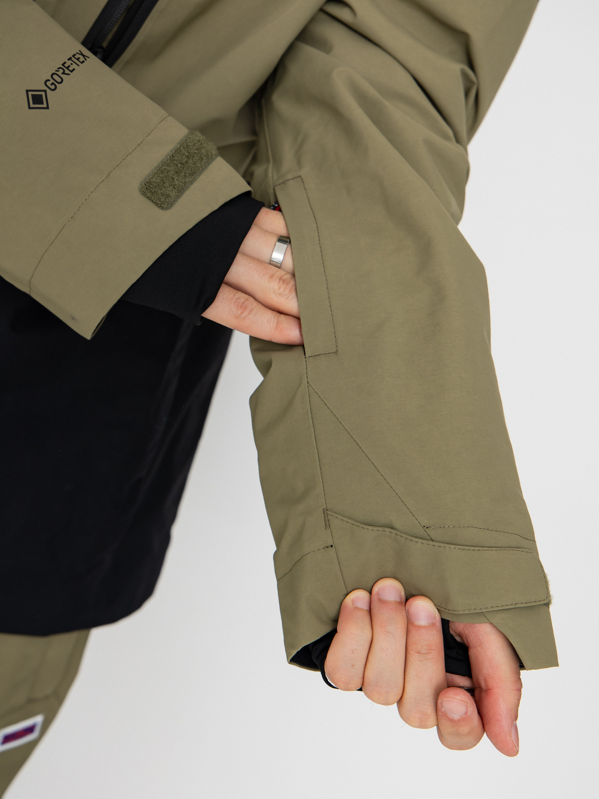 Férfi Snowboard dzseki 686 Gore-TeX GT Thermagraph (sage colorblock)