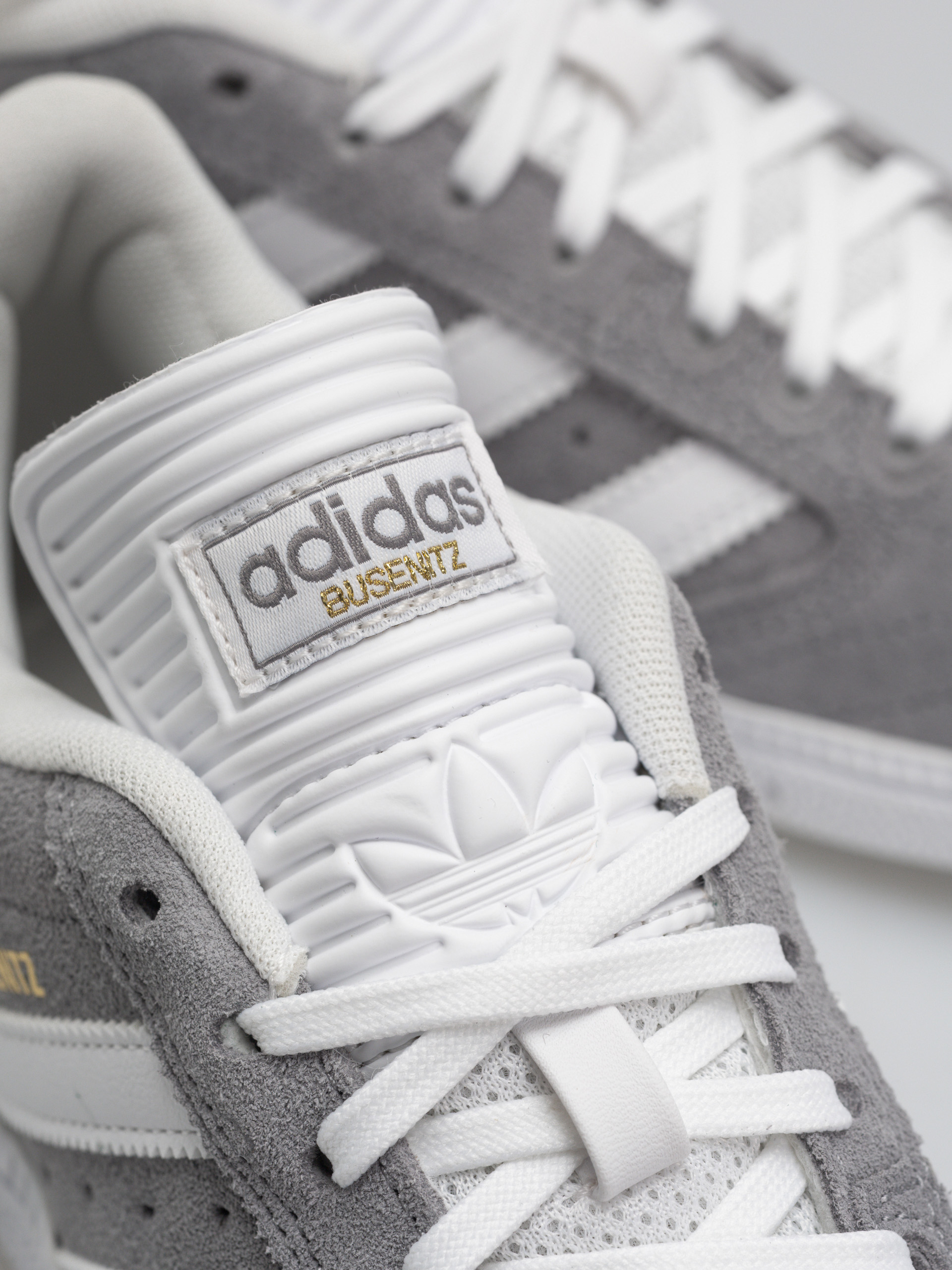 adidas Busenitz Cipők (grethr/ftwwht/goldmt)