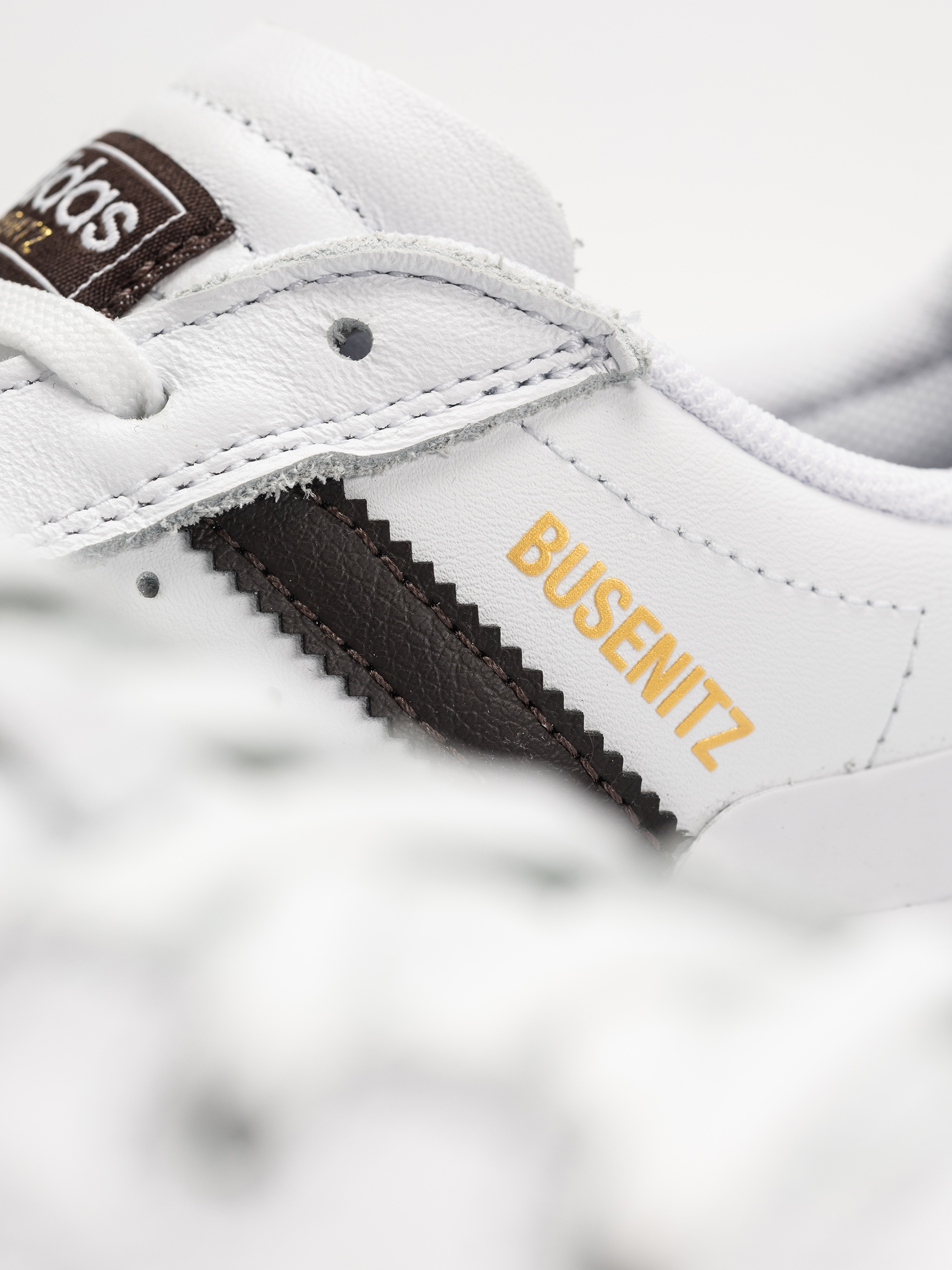 adidas Busenitz Vulc II Cipők (ftwwht/goldmt)