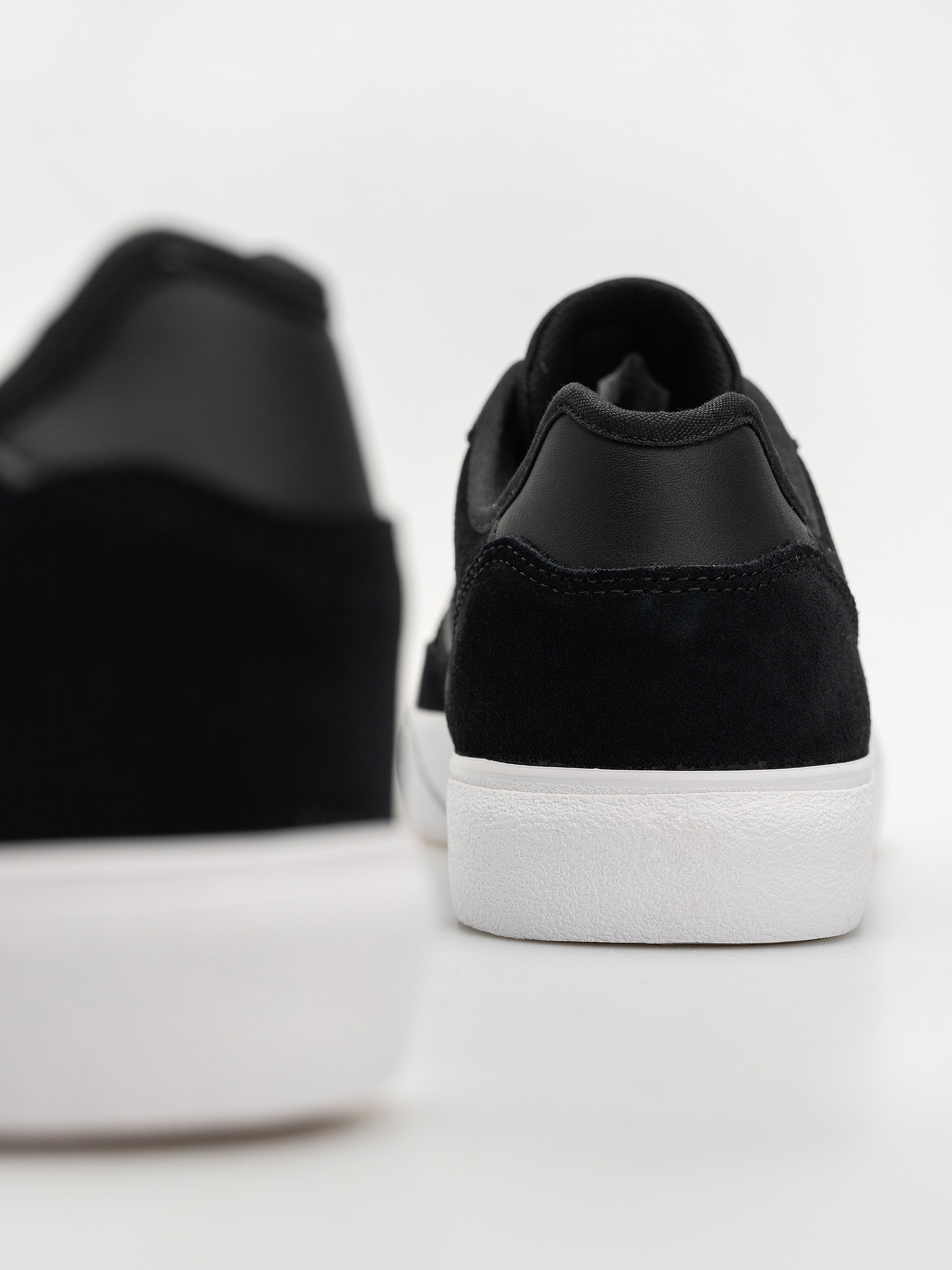 adidas Court Tns Premiere Cipők (cblack/cblack/ftwwht)