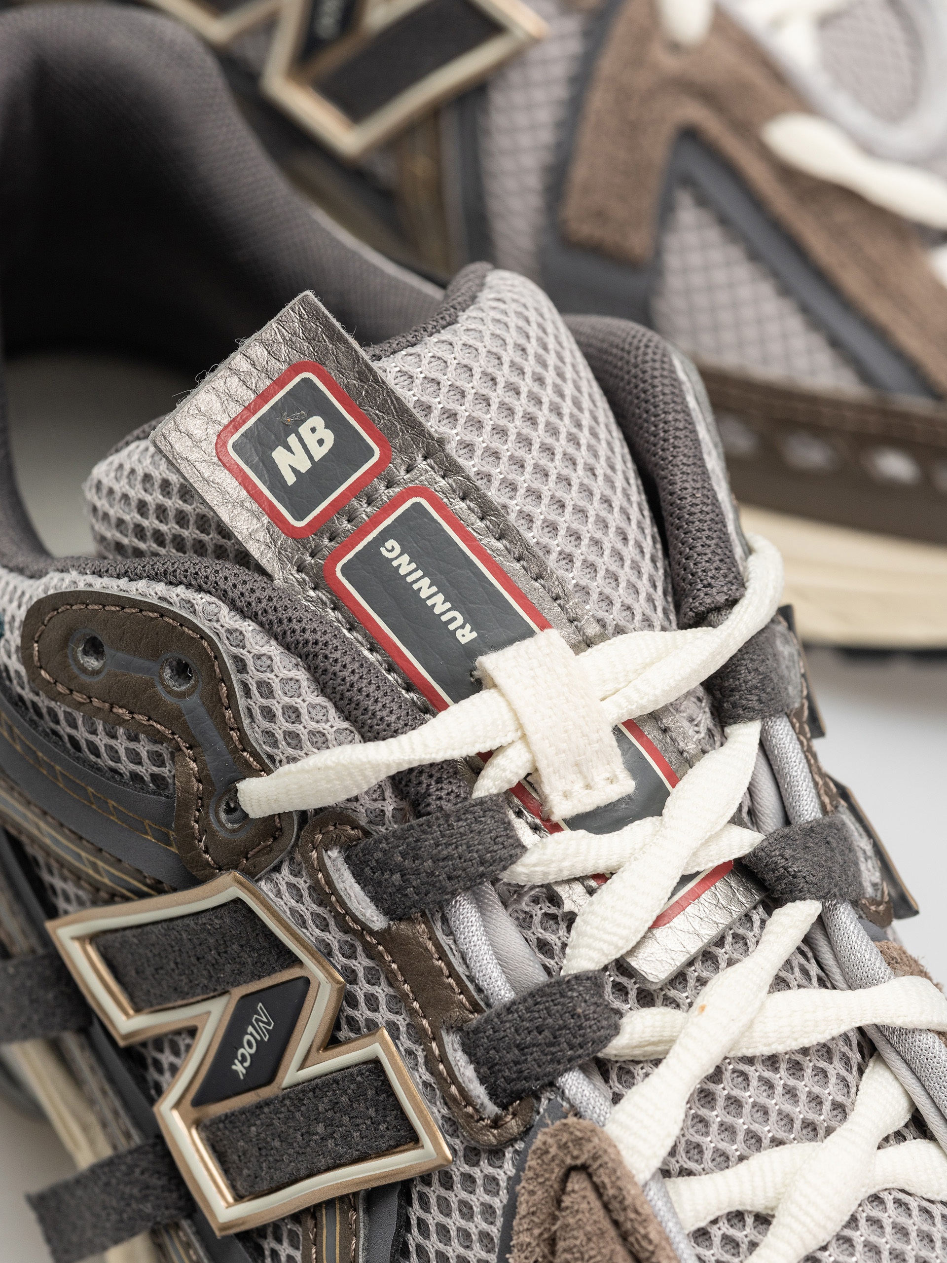 New Balance 1906 Cipők (thunder brown/slate grey)