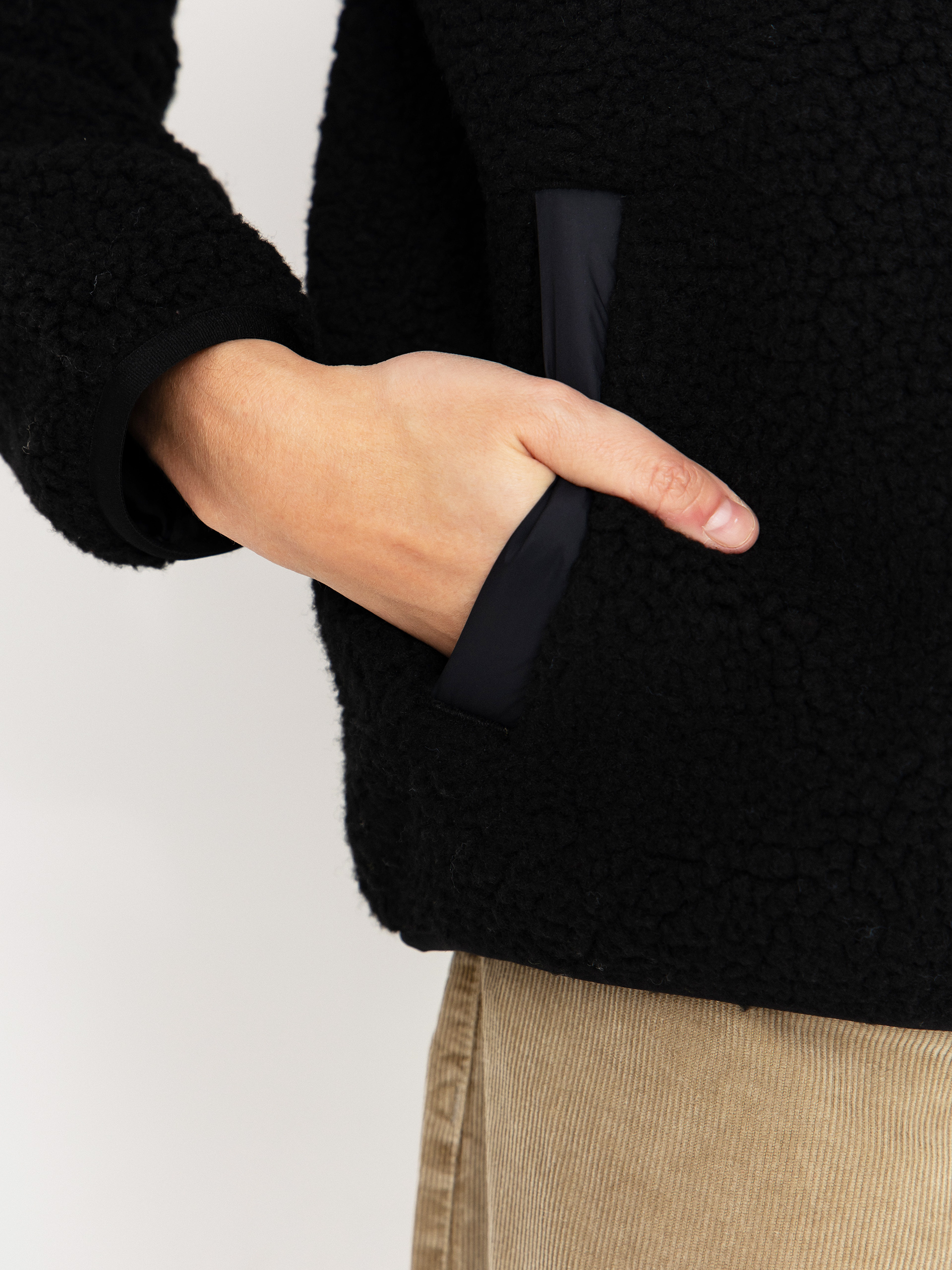 Dzseki Carhartt WIP Janet Wmn (black/black)