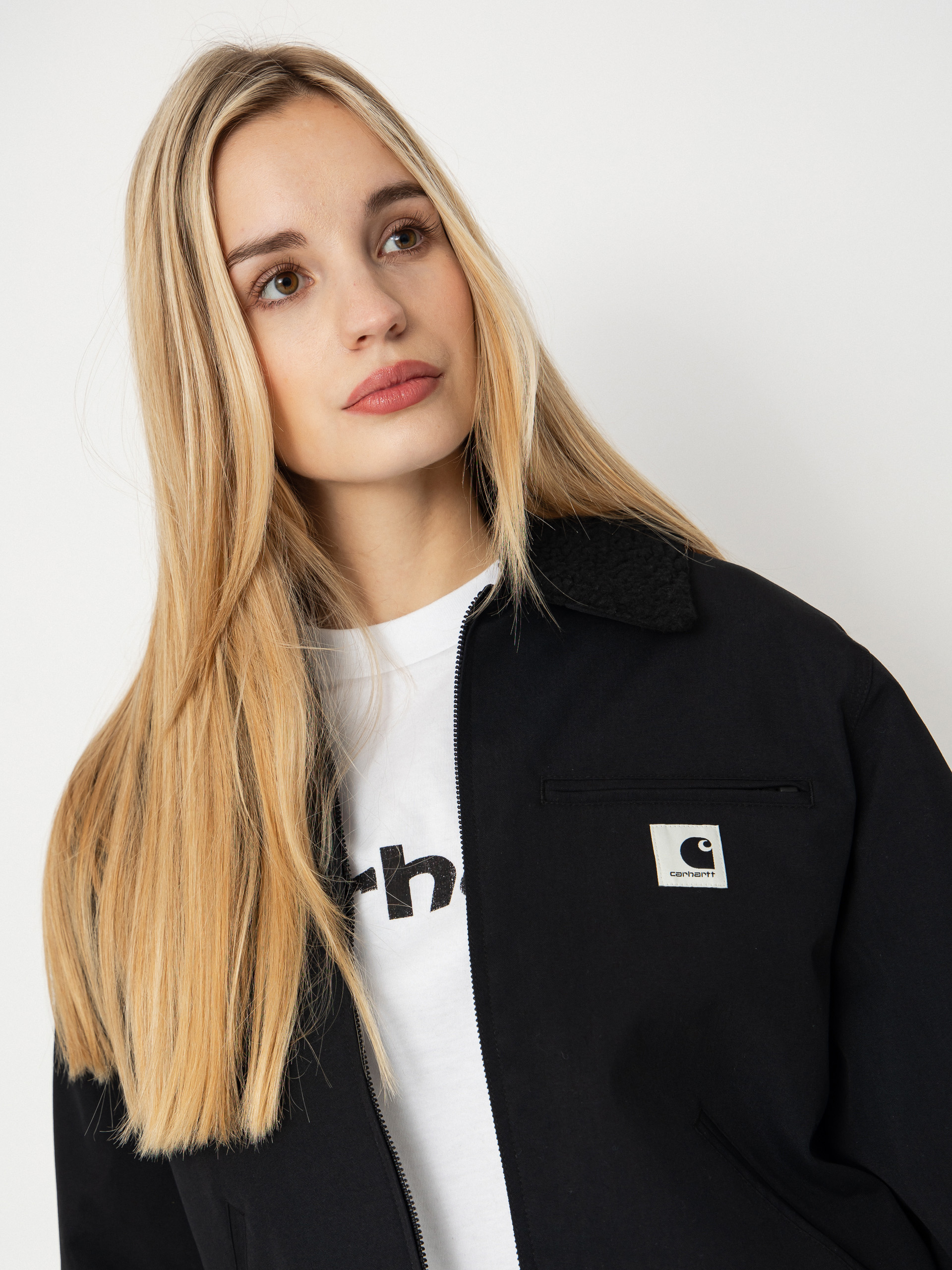 Dzseki Carhartt WIP Newkirk Wmn (black/wild dog print)