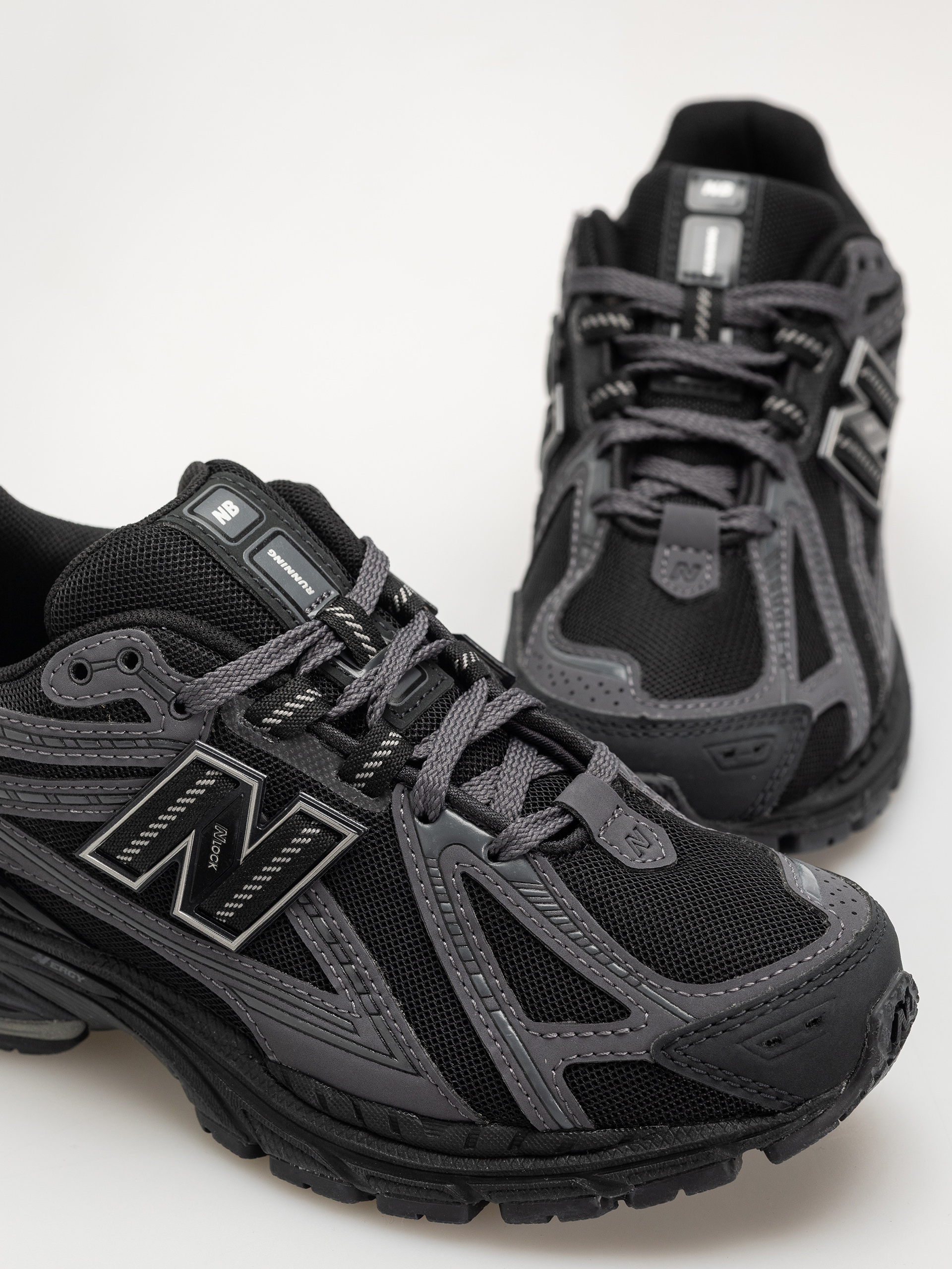 New Balance 1906 Cipők (black)
