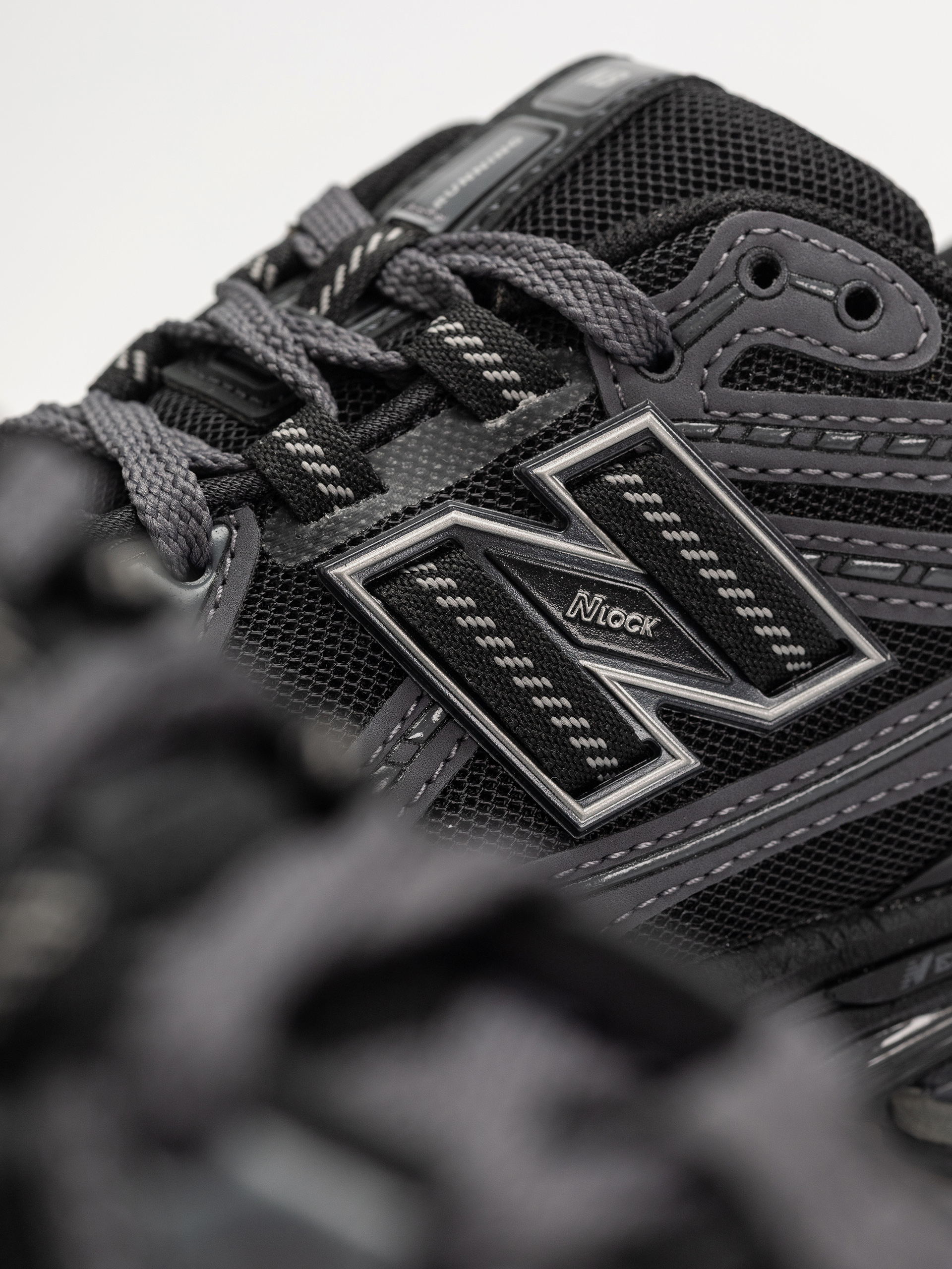 New Balance 1906 Cipők (black)