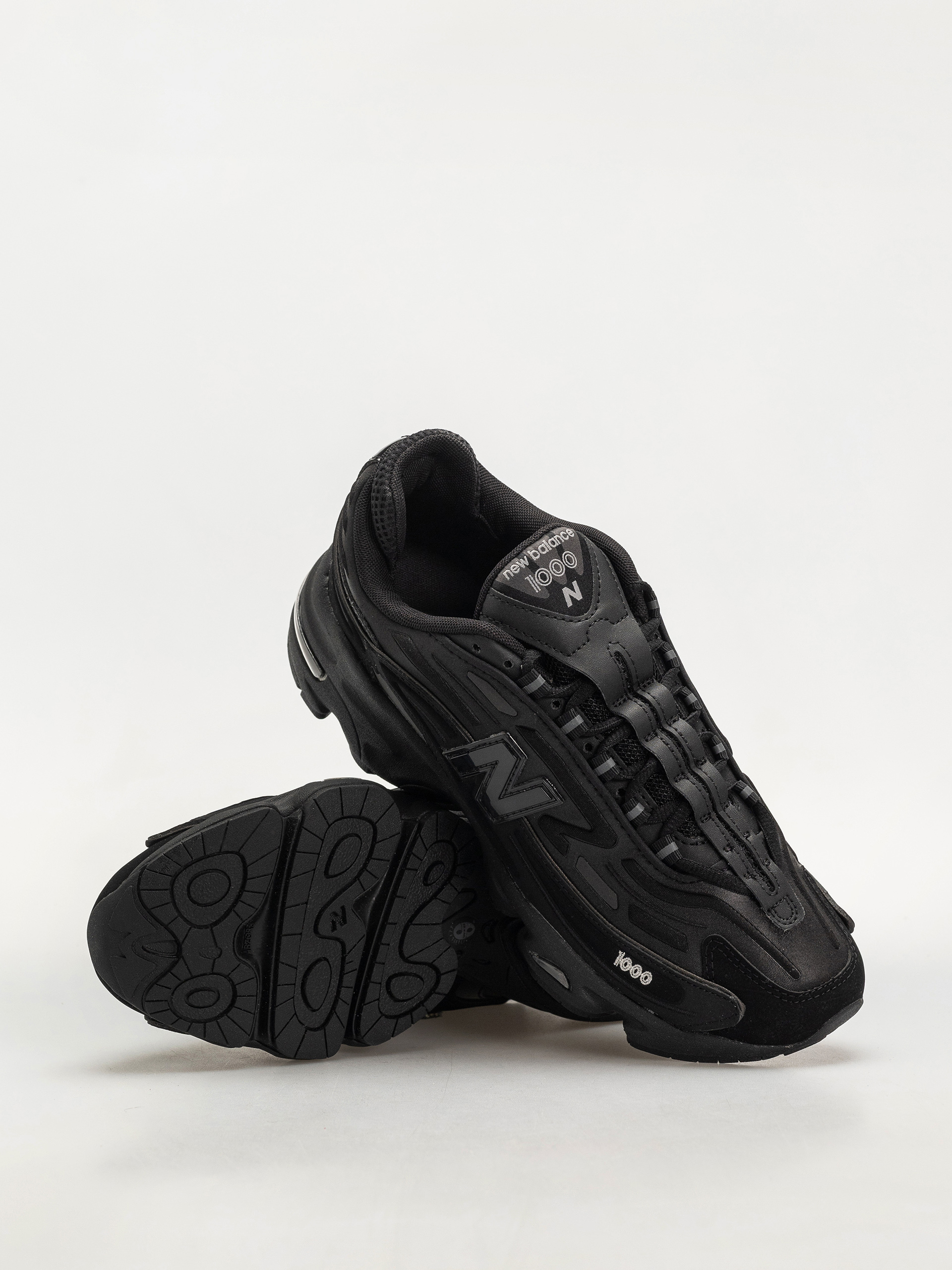 New Balance 1000 Cipők (black/black metallic/light gold metallic b)