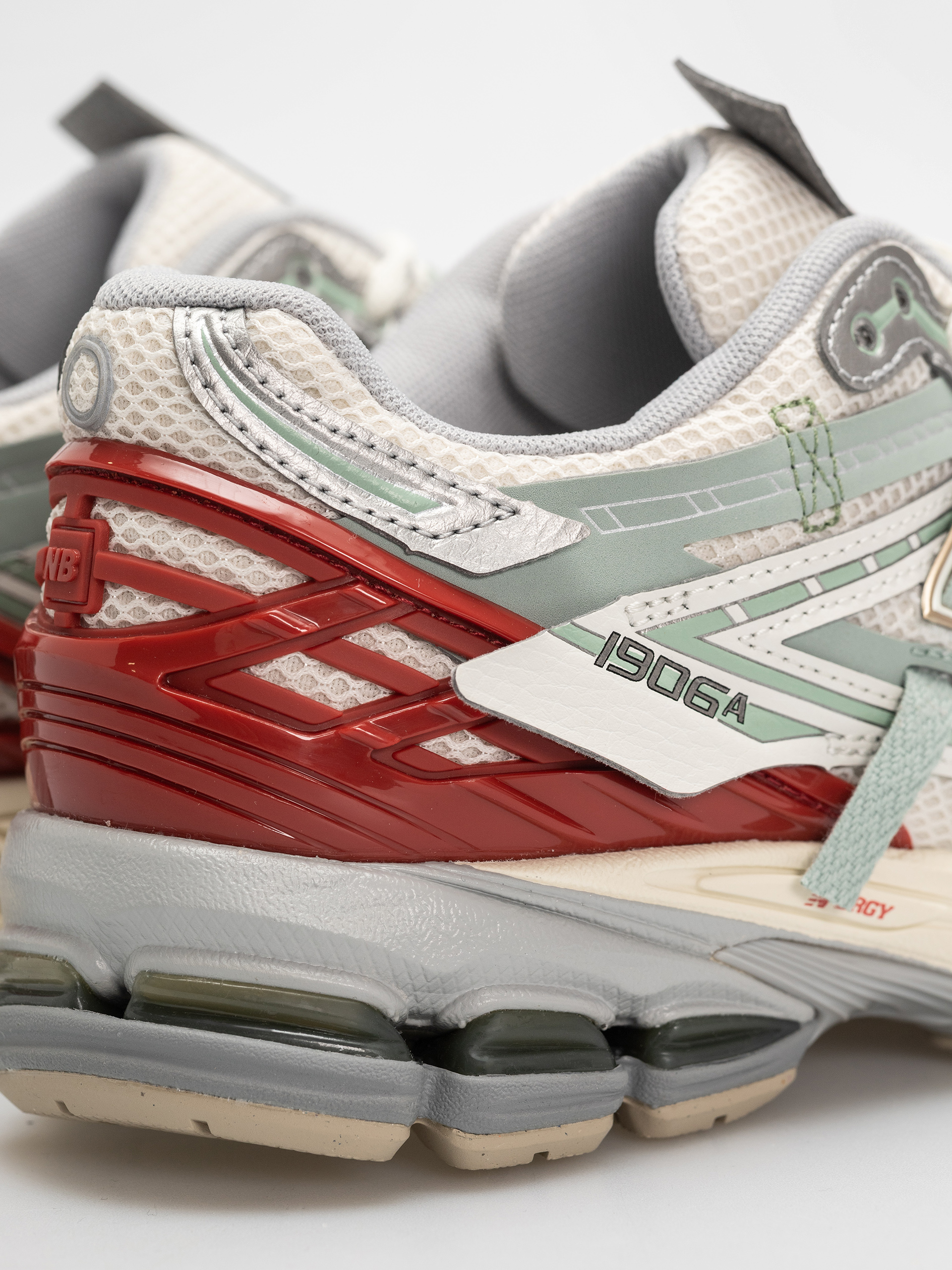 New Balance 1906 Cipők (sea salt/lone star grey)