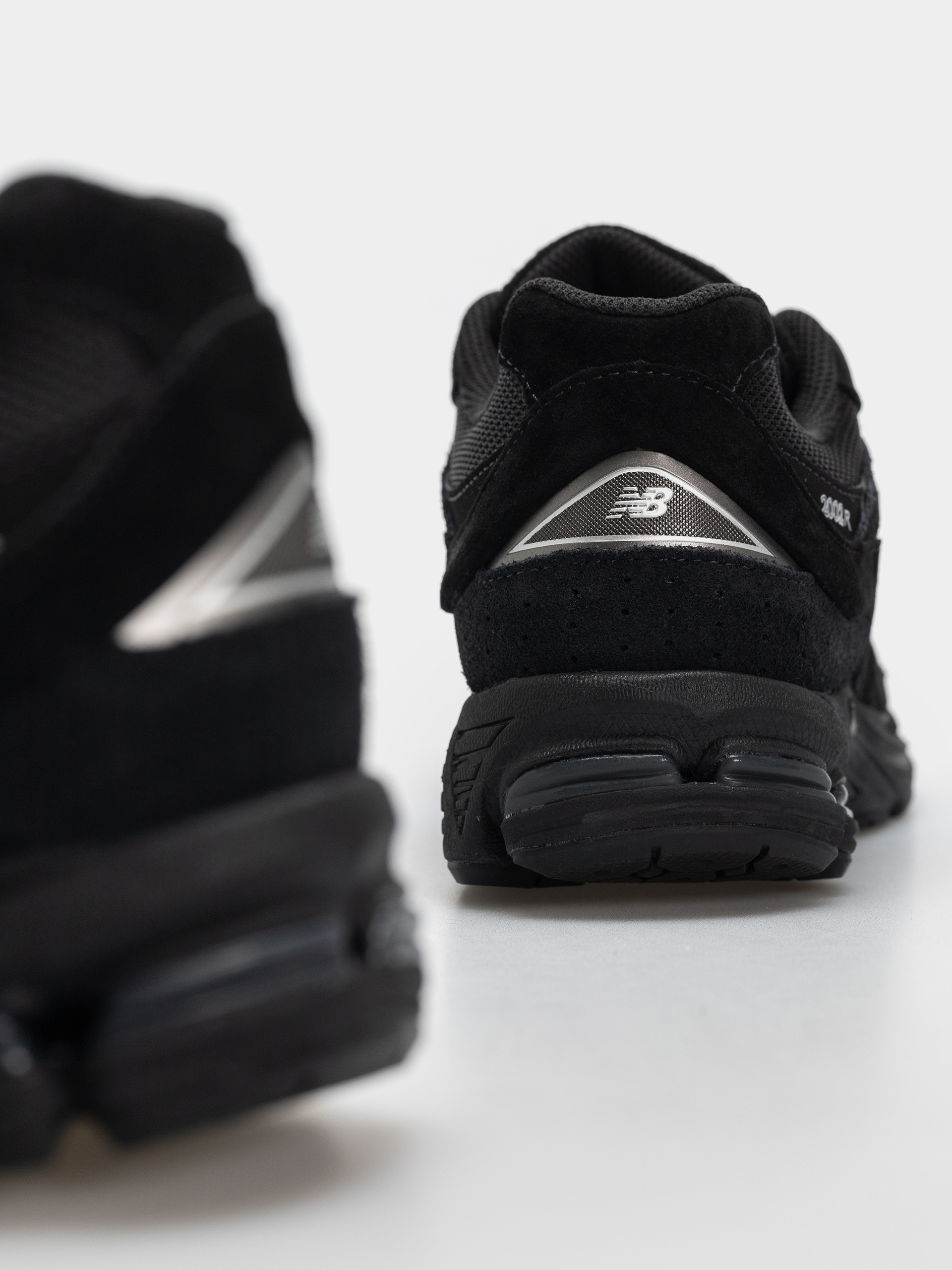 New Balance 2002 Cipők (black/black metallic)