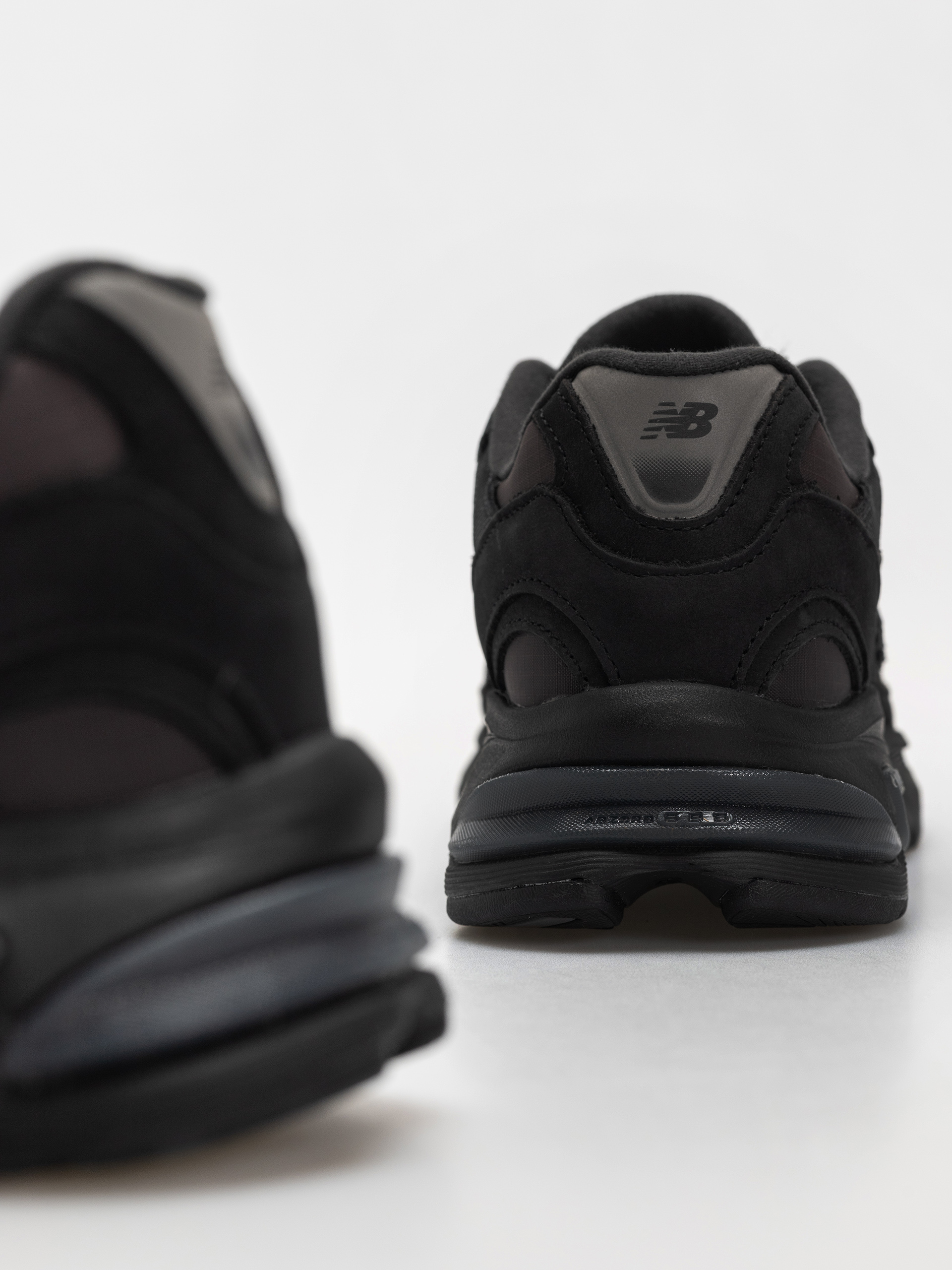 New Balance 2010 Cipők (black/faded black/phantom)